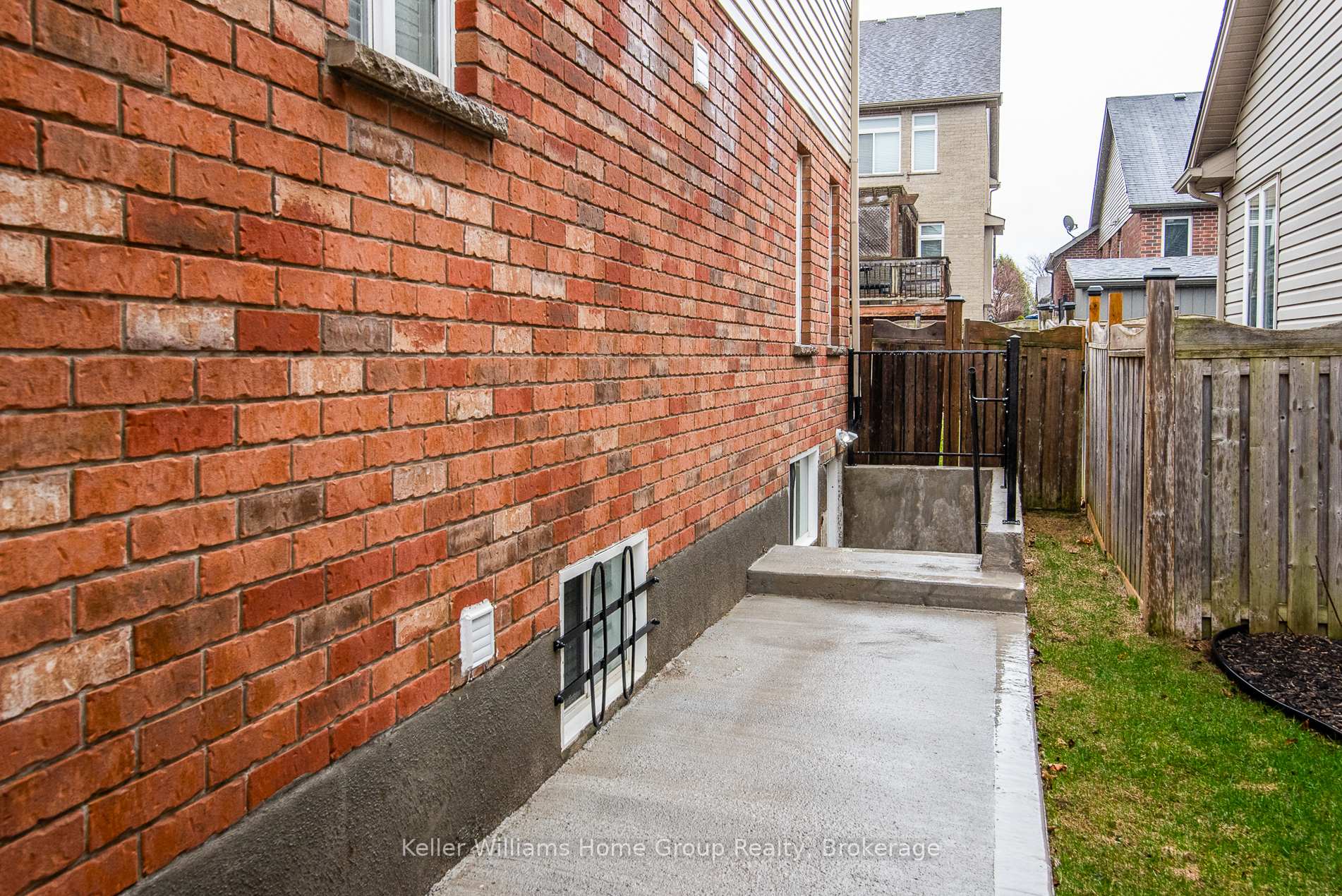 Photo 19 of Unit #Bsmt, 7 Price Street, Guelph, Victoria North — HOMEH
