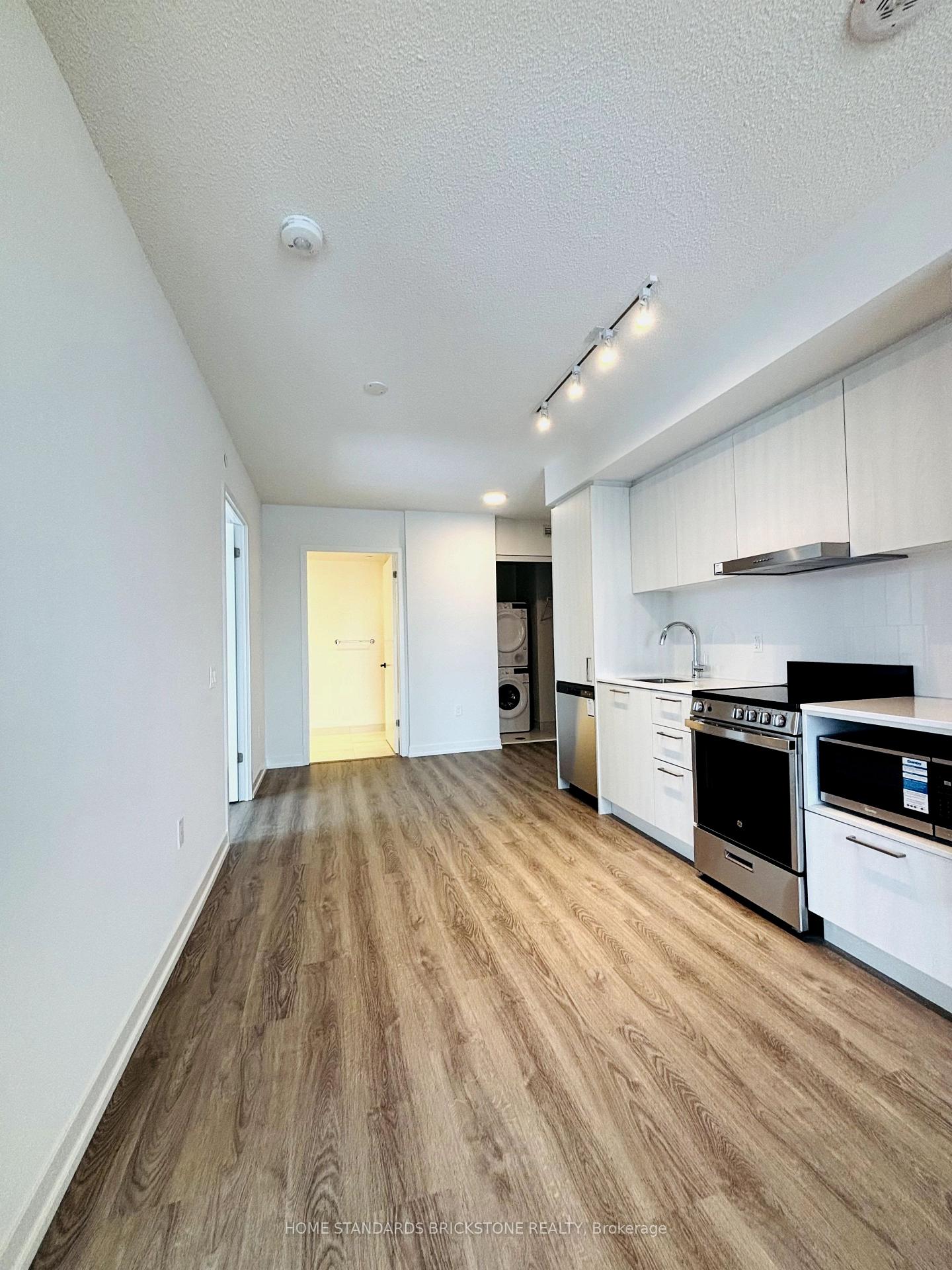Photo 9 of Unit 1506, 195 Commerce Street, Vaughan, Vaughan Corporate Centre — HOMEH