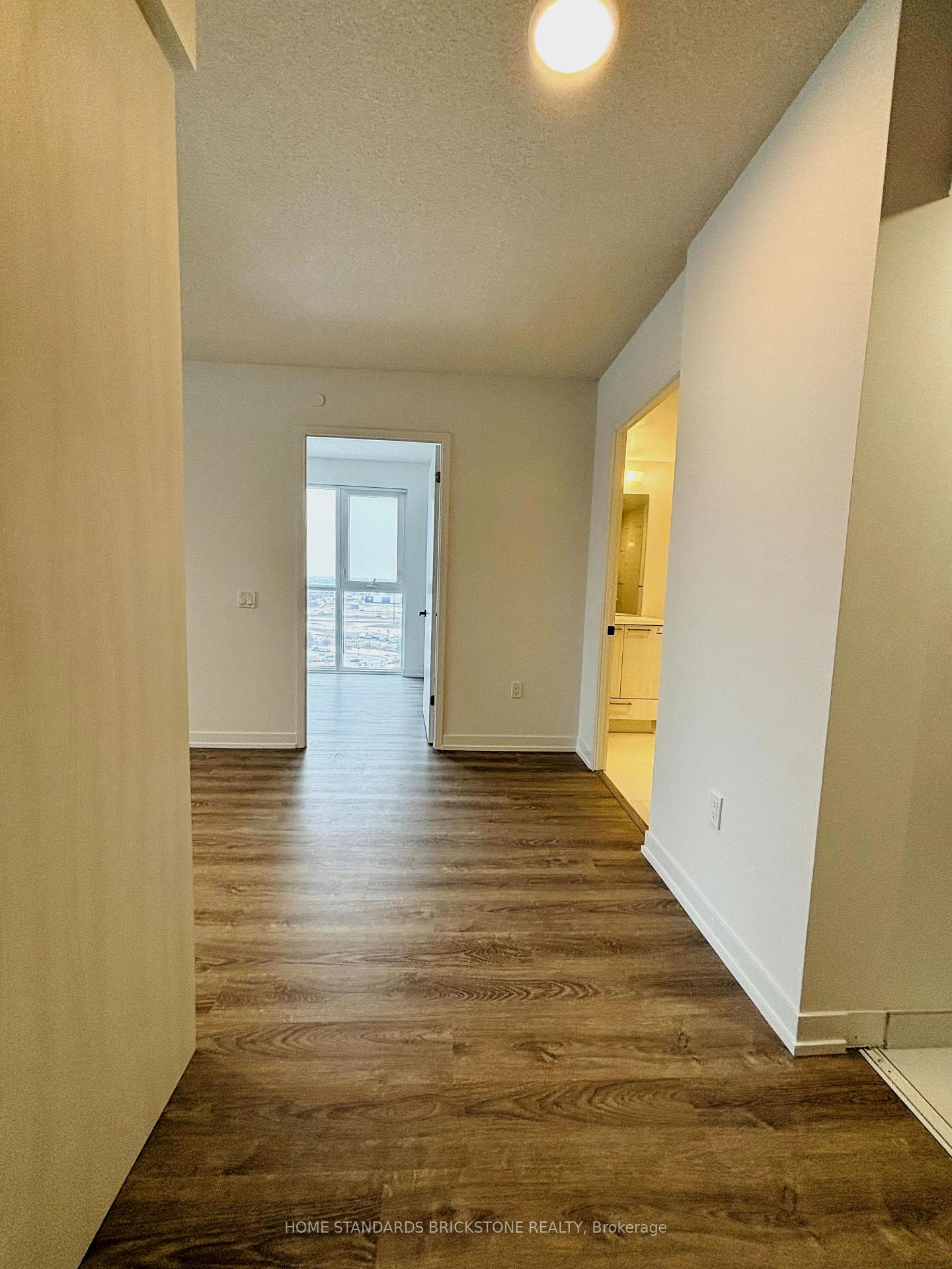 Photo 16 of Unit 1506, 195 Commerce Street, Vaughan, Vaughan Corporate Centre — HOMEH
