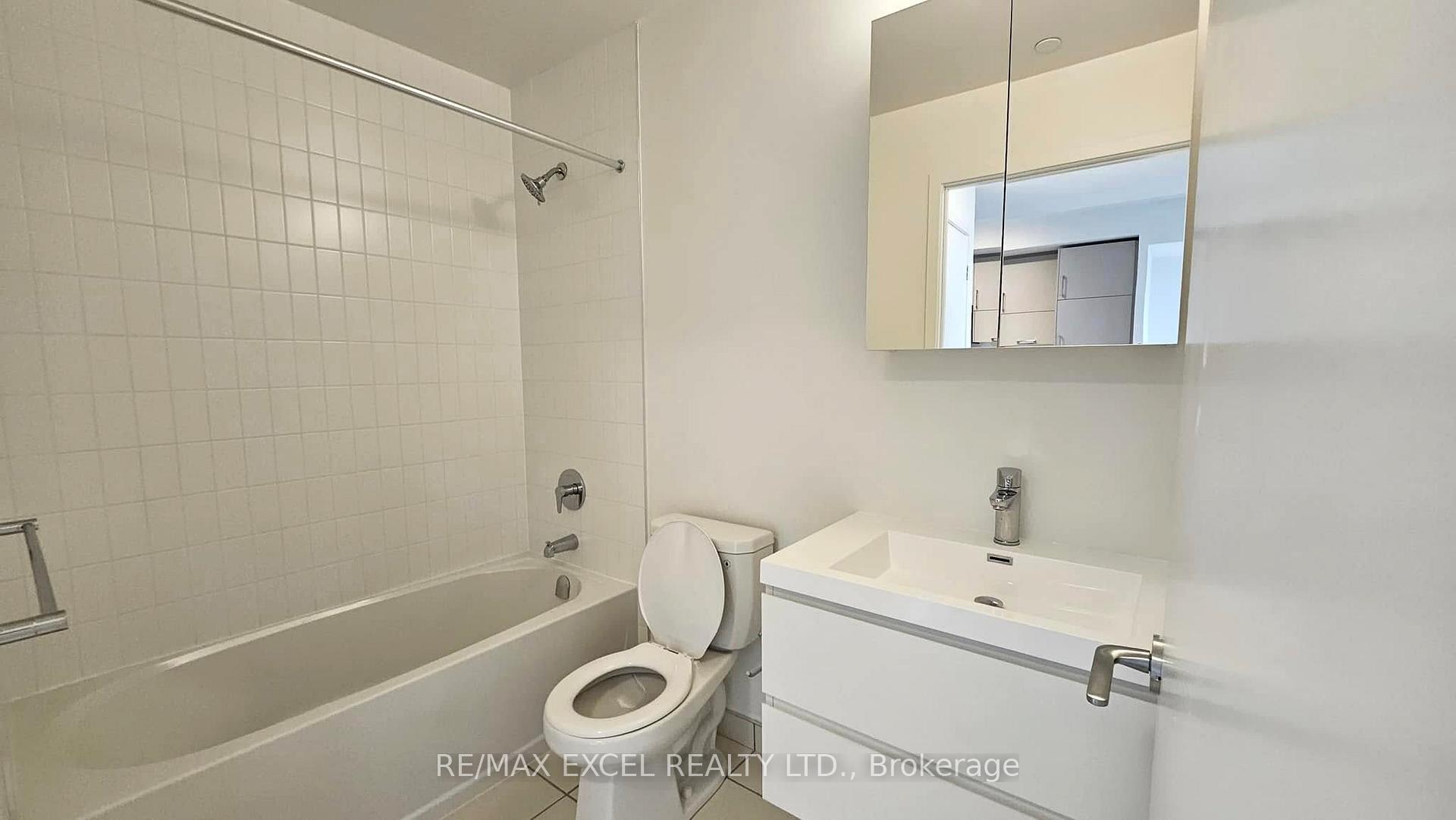 Photo 8 of Unit 2001, 38 Andre De Grasse Street, Markham, Unionville — HOMEH