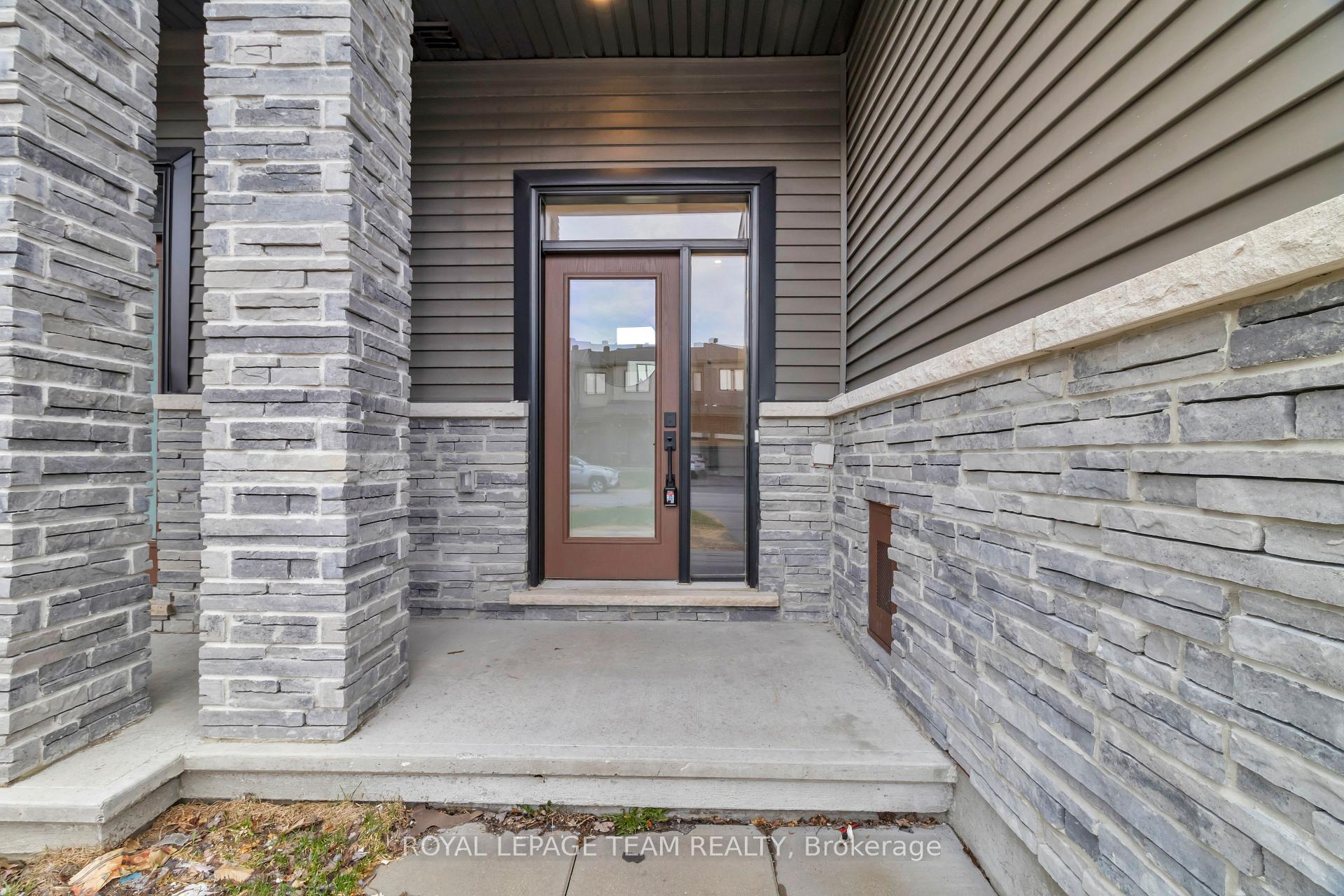 Photo 7 of 736 Cashmere Terrace, Ottawa, Barrhaven - Heritage Park — HOMEH