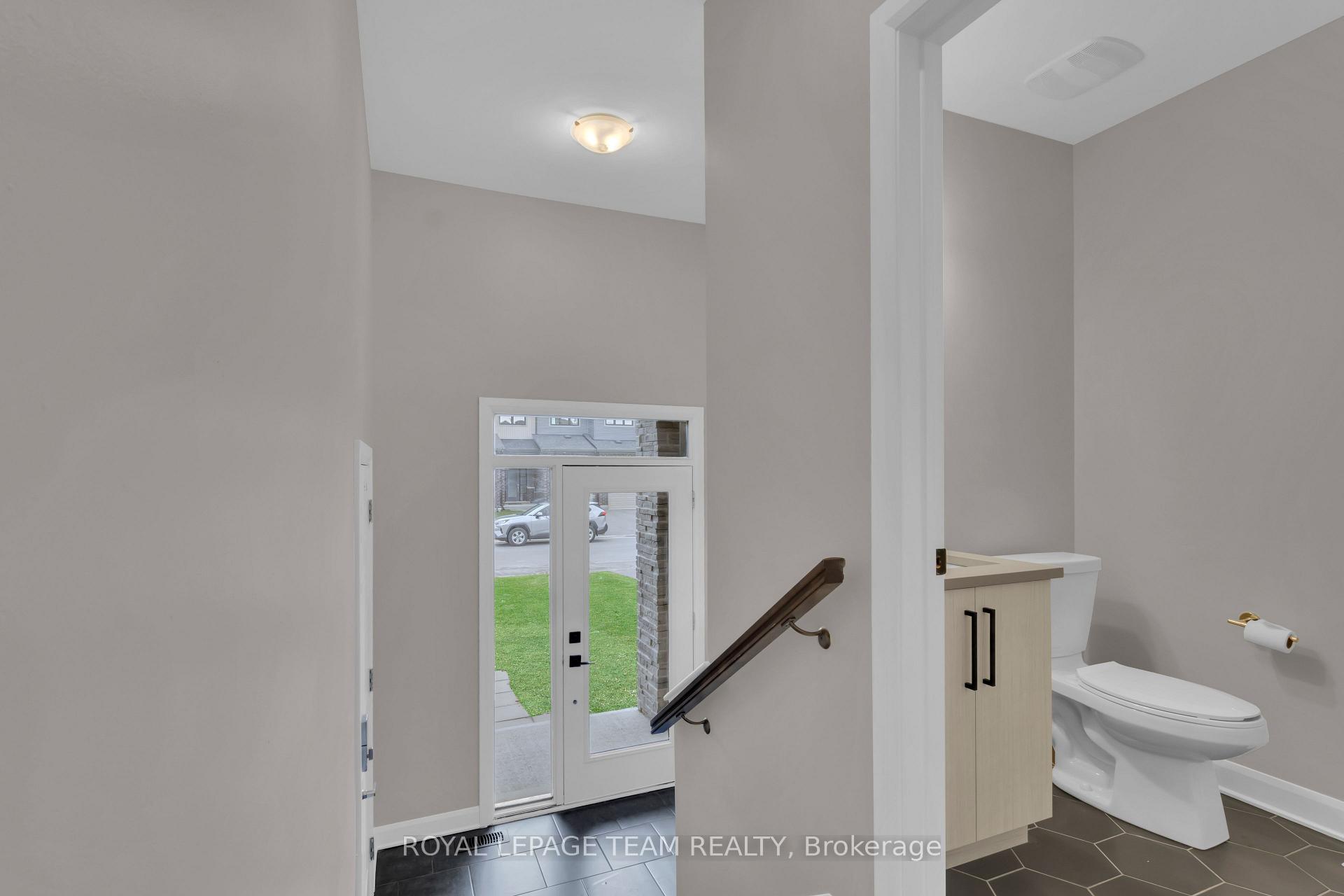 Photo 9 of 736 Cashmere Terrace, Ottawa, Barrhaven - Heritage Park — HOMEH