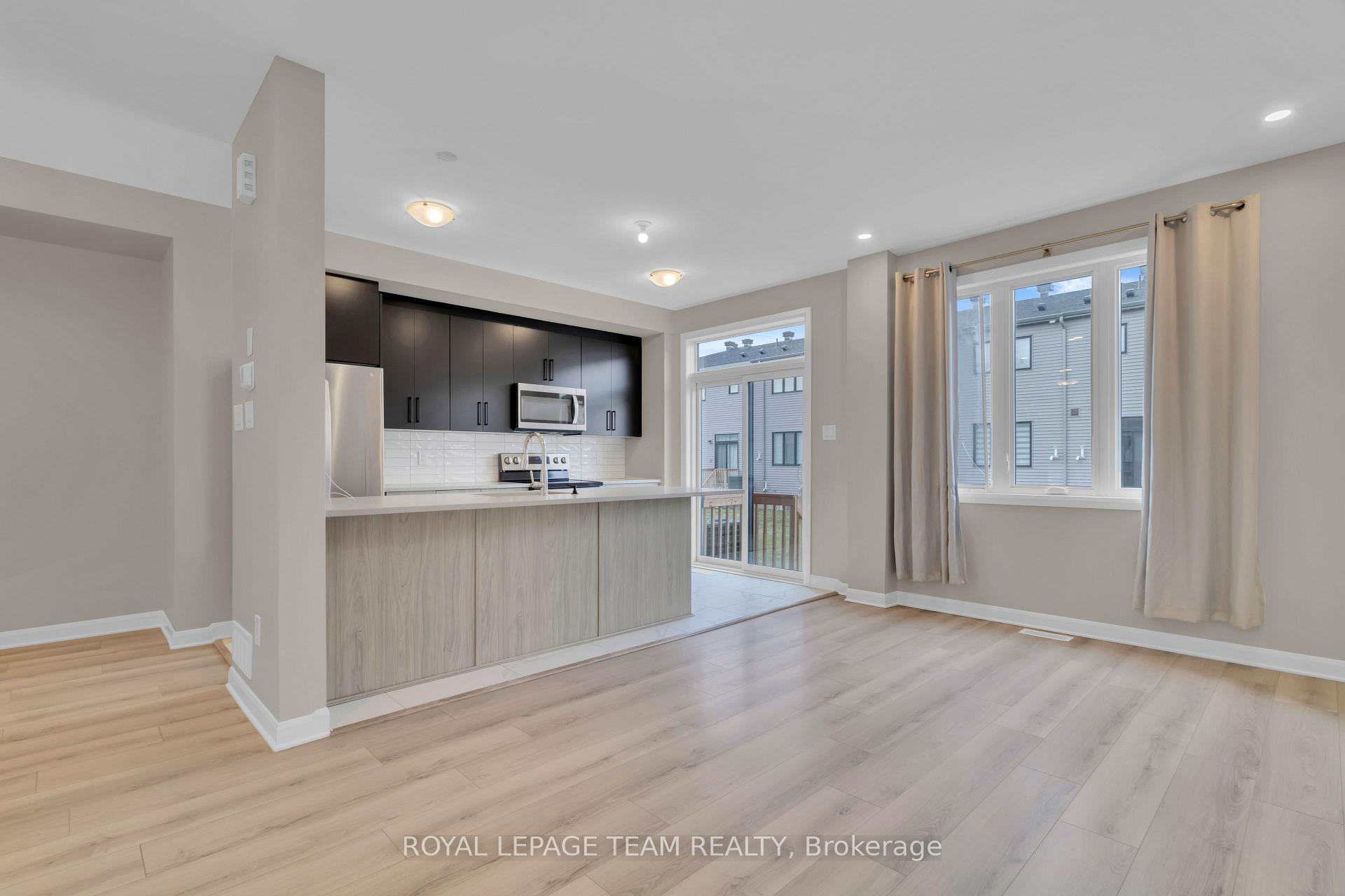 Photo 14 of 736 Cashmere Terrace, Ottawa, Barrhaven - Heritage Park — HOMEH