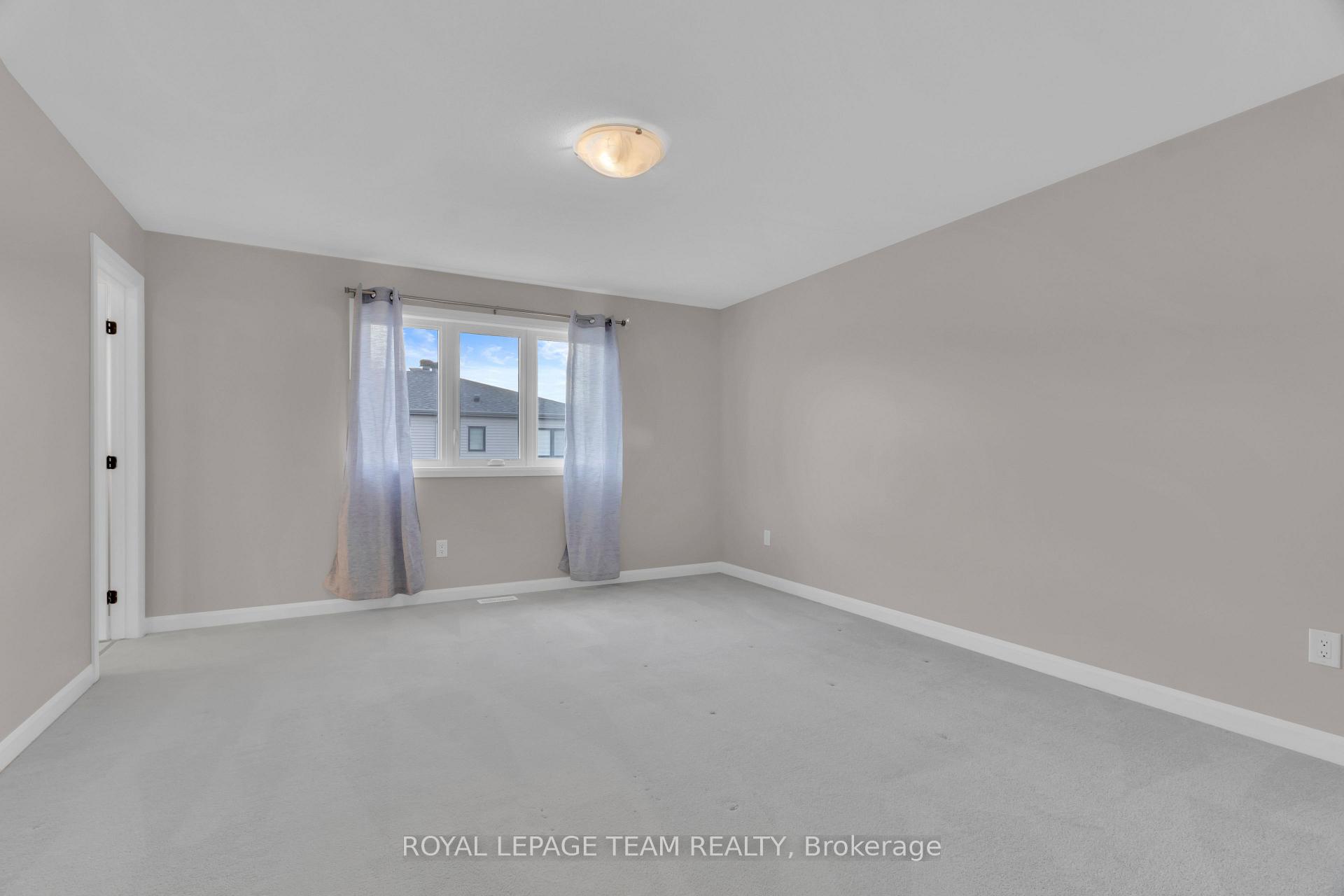 Photo 25 of 736 Cashmere Terrace, Ottawa, Barrhaven - Heritage Park — HOMEH