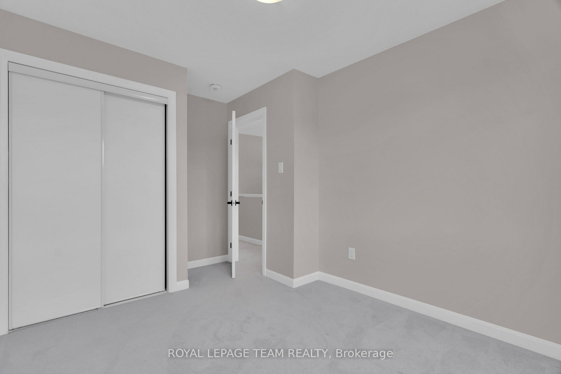 Photo 33 of 736 Cashmere Terrace, Ottawa, Barrhaven - Heritage Park — HOMEH