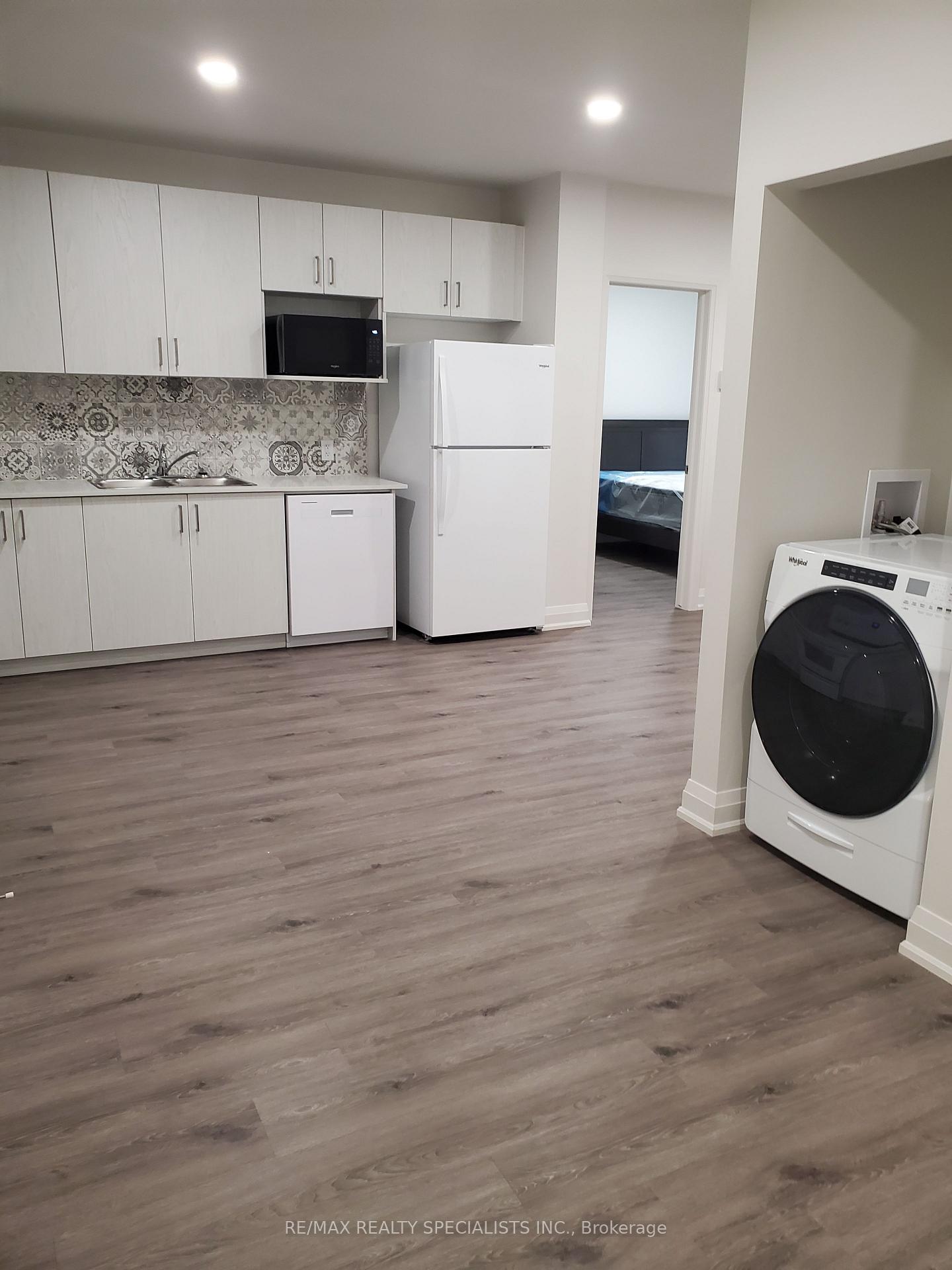 Photo 6 of Unit 306, 307 King Street E, Hamilton, Beasley — HOMEH
