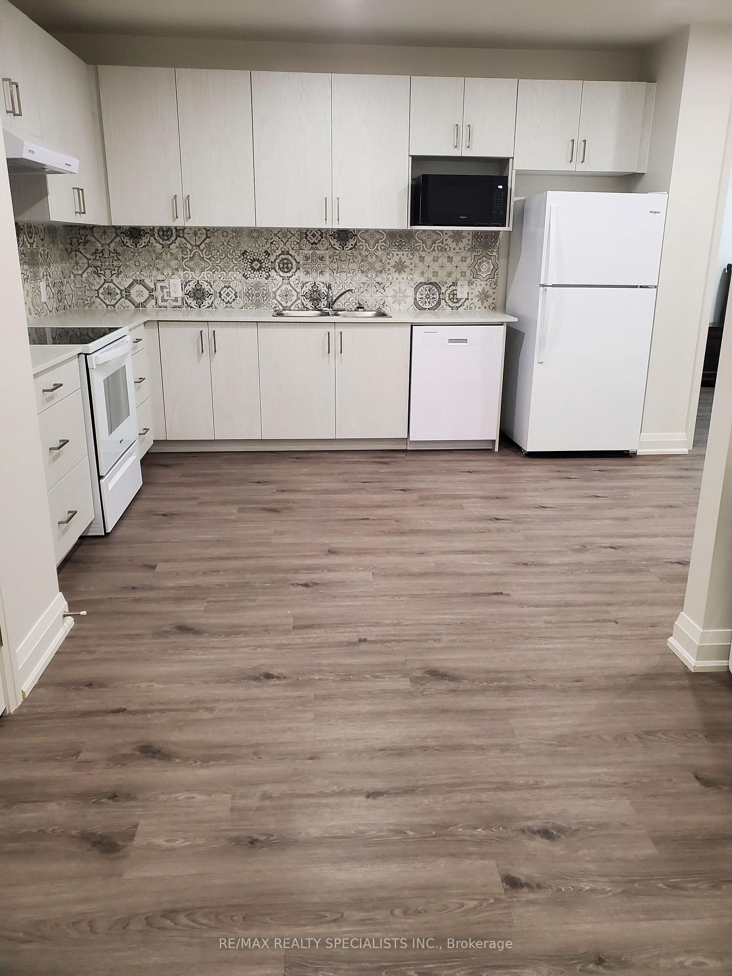 Photo 5 of Unit 306, 307 King Street E, Hamilton, Beasley — HOMEH