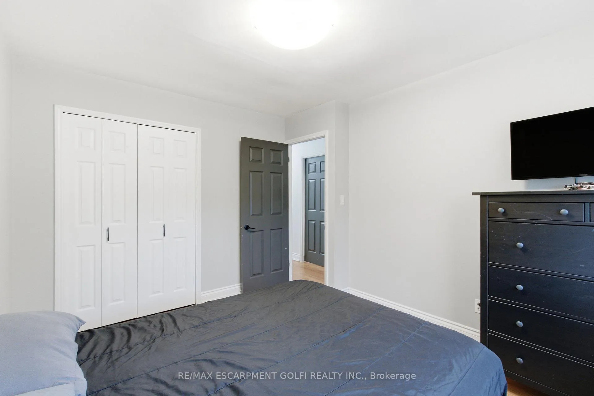 Photo 21 of 71 Allanbrook Street, Hamilton, Stoney Creek Mountain — HOMEH
