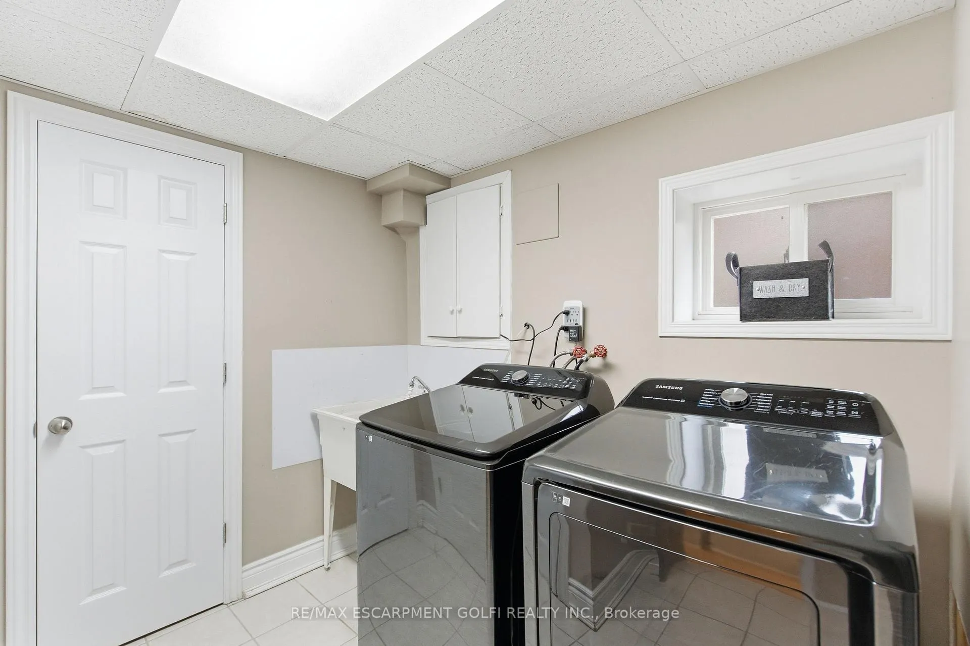 Photo 30 of 71 Allanbrook Street, Hamilton, Stoney Creek Mountain — HOMEH