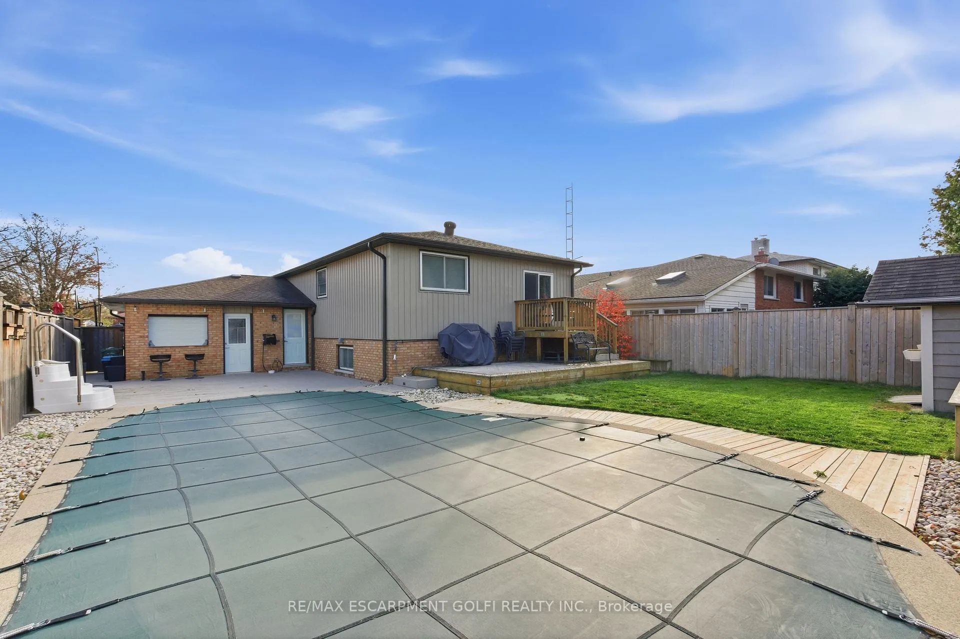 Photo 35 of 71 Allanbrook Street, Hamilton, Stoney Creek Mountain — HOMEH