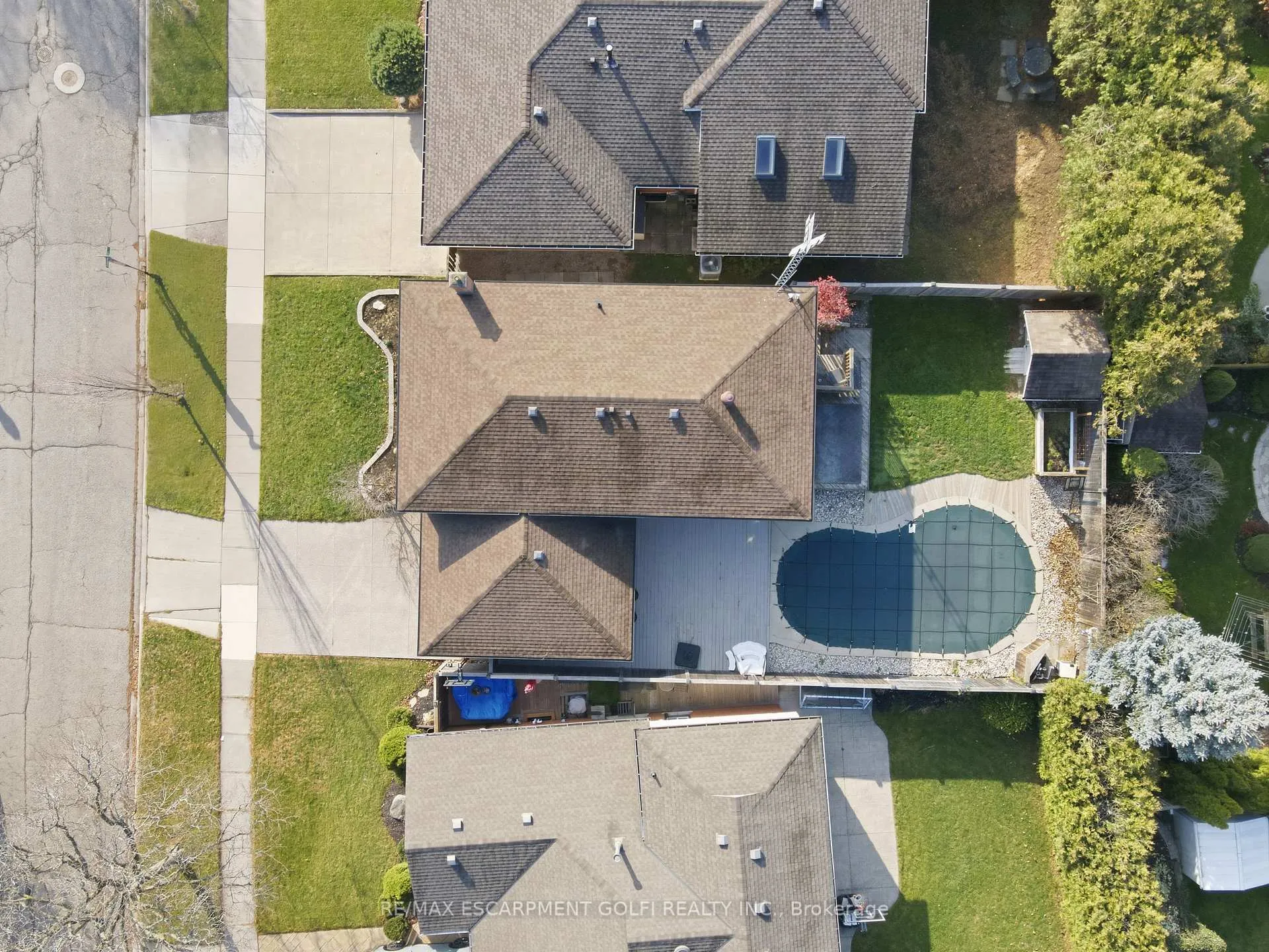 Photo 40 of 71 Allanbrook Street, Hamilton, Stoney Creek Mountain — HOMEH