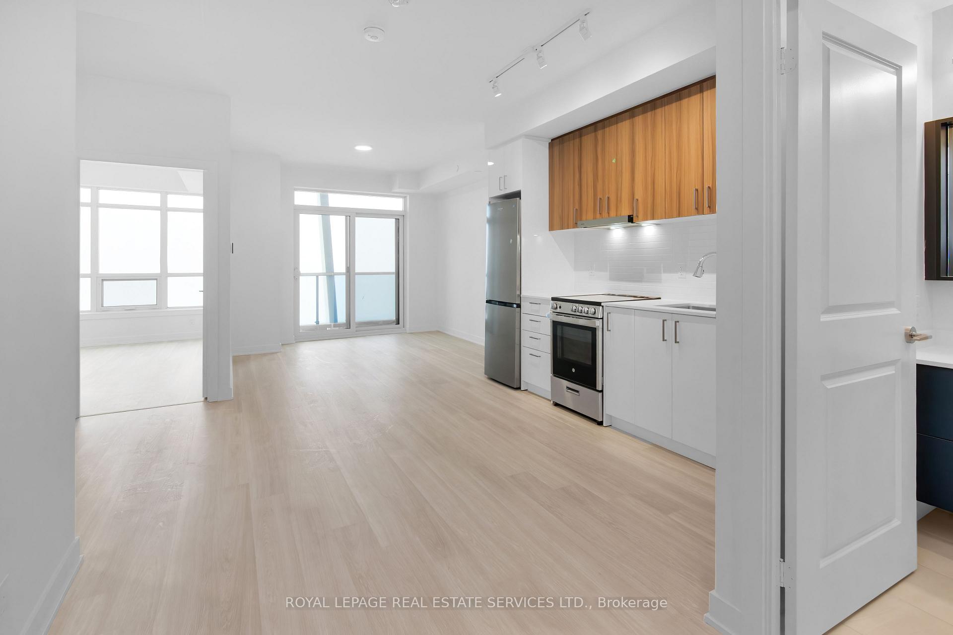 Photo 11 of Unit A-3311, 30 Upper Mall Way, Vaughan, Brownridge — HOMEH
