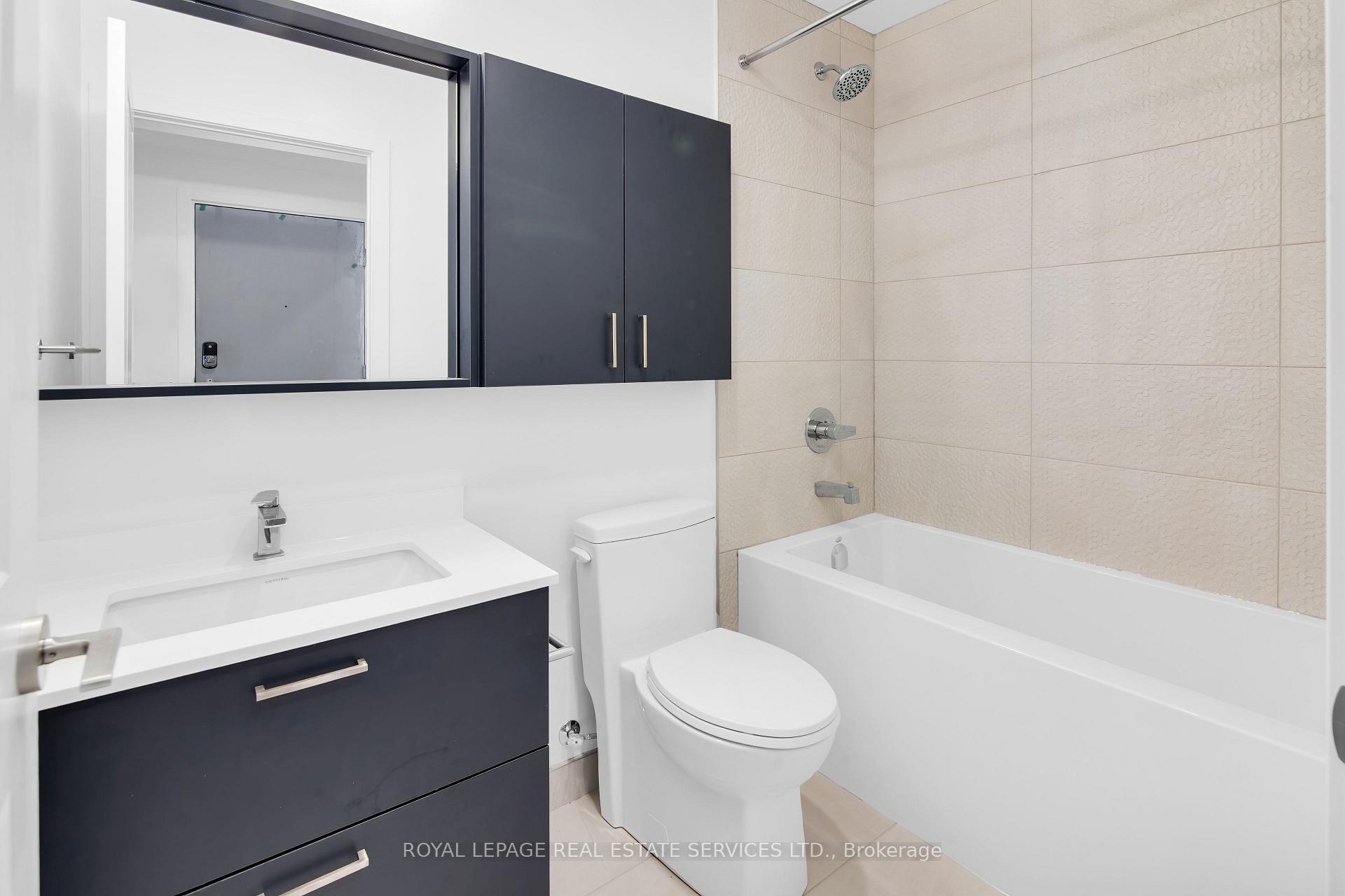 Photo 14 of Unit A-3311, 30 Upper Mall Way, Vaughan, Brownridge — HOMEH