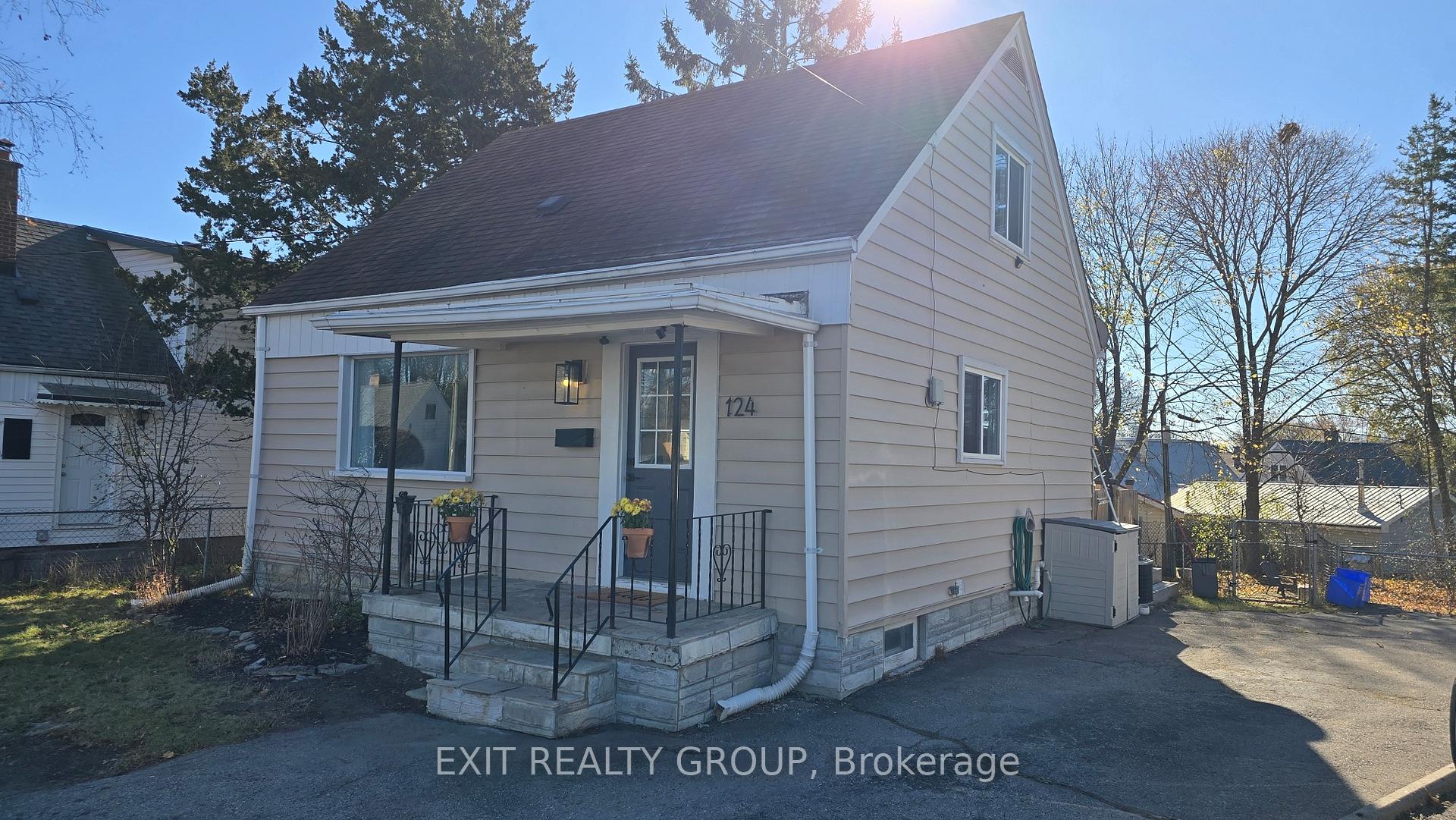 Photo 1 of 124 Humewood Drive, Belleville, Belleville Ward — HOMEH