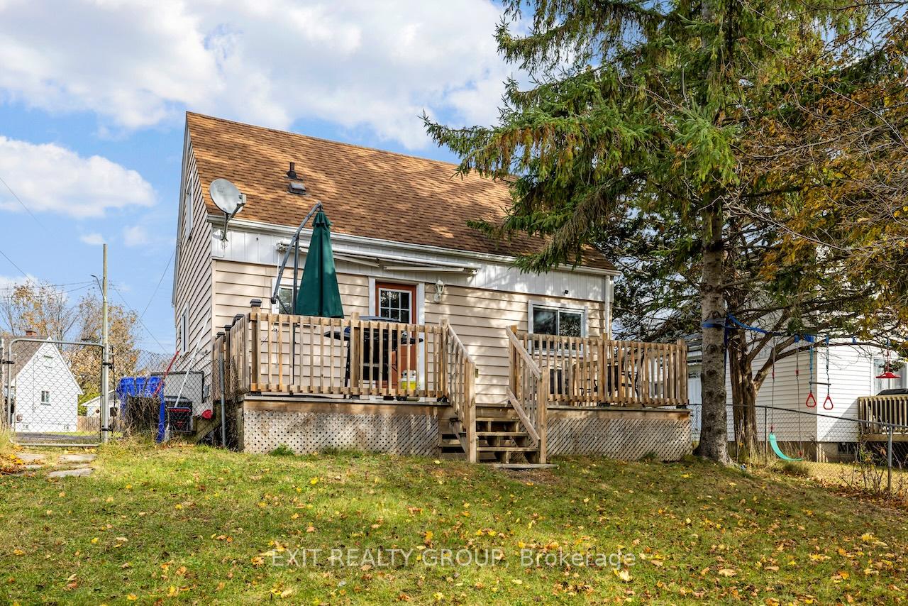 Photo 22 of 124 Humewood Drive, Belleville, Belleville Ward — HOMEH