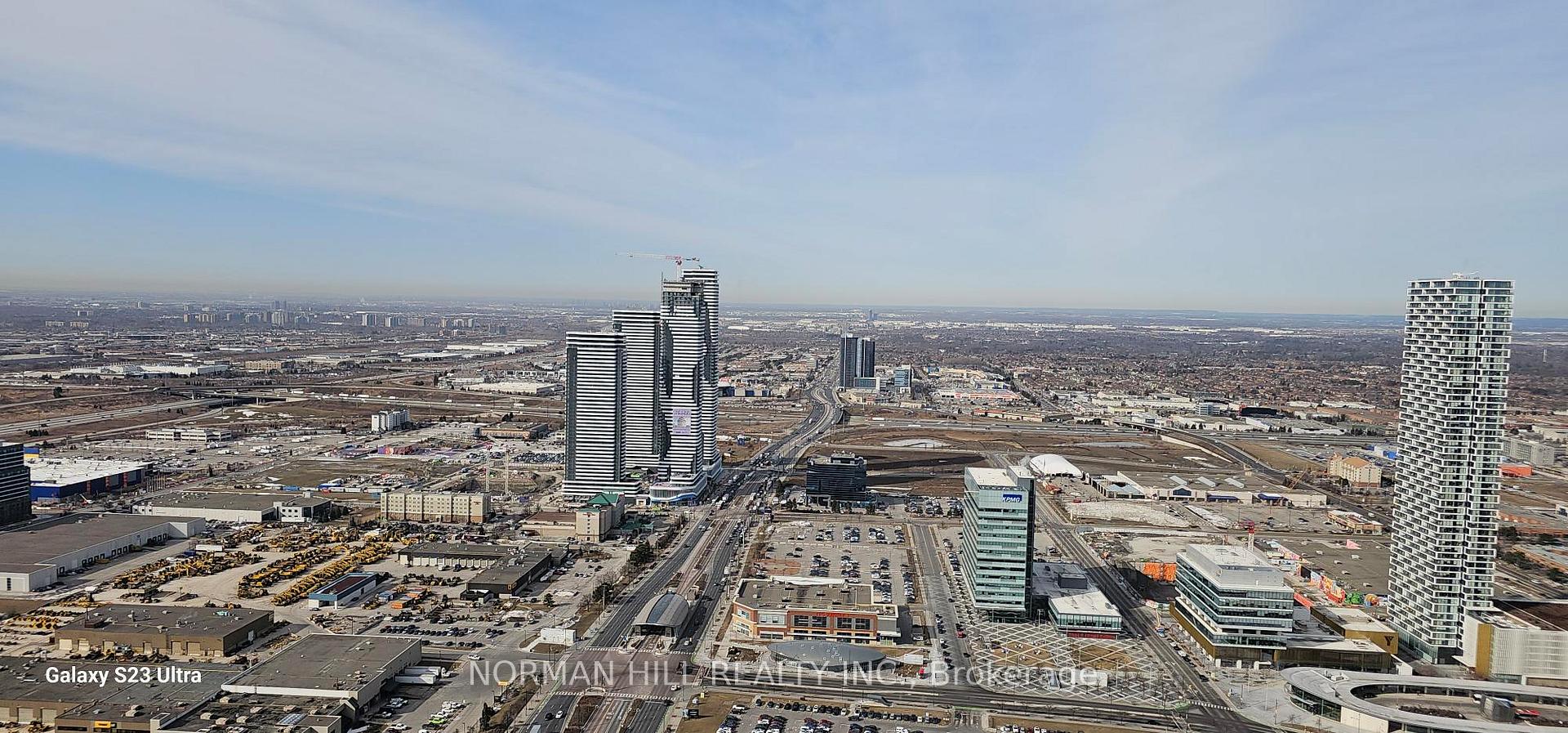 Photo 2 of Unit 5204, 2920 Hwy 7, Vaughan, Concord — HOMEH