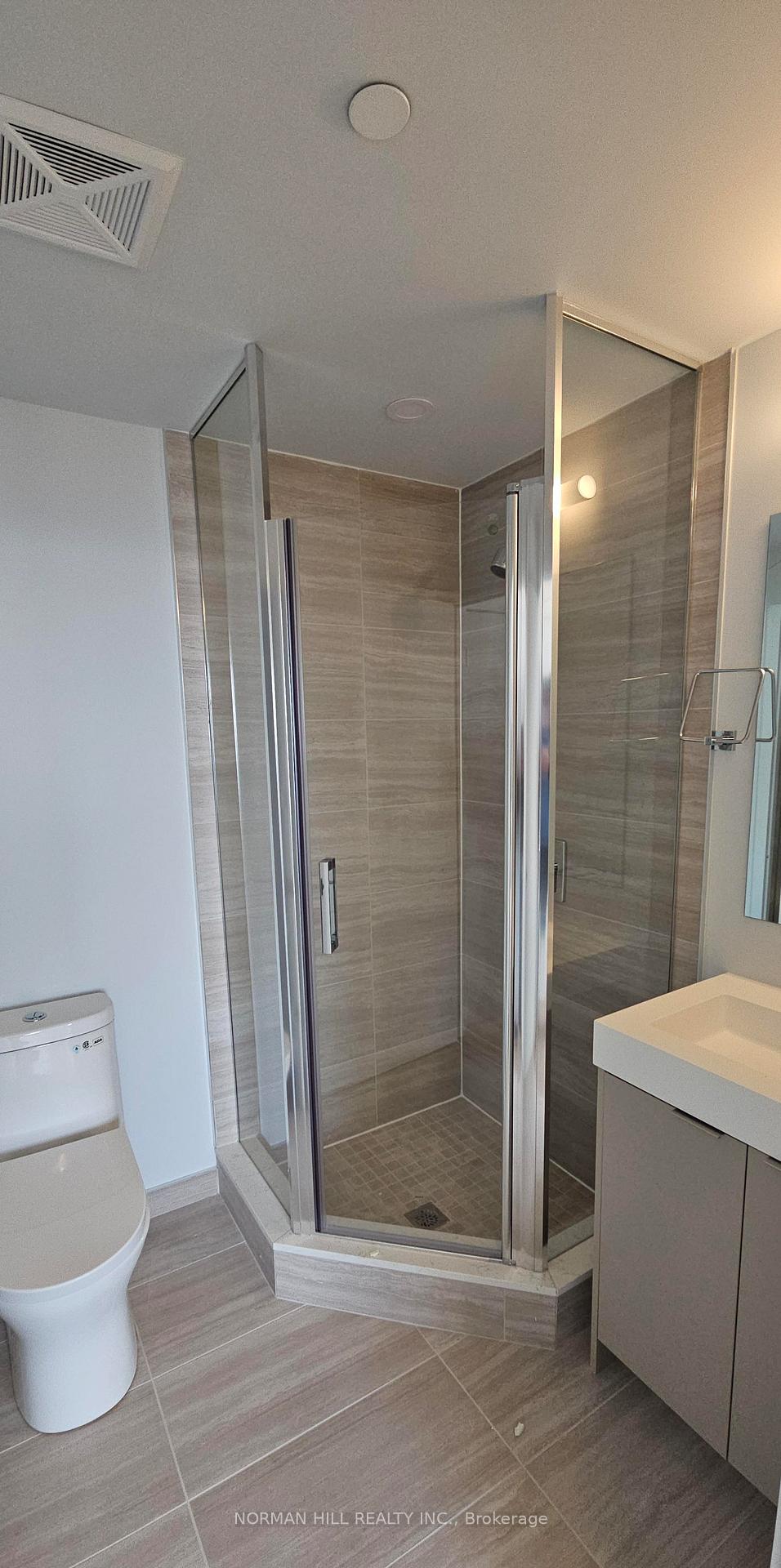 Photo 9 of Unit 5204, 2920 Hwy 7, Vaughan, Concord — HOMEH
