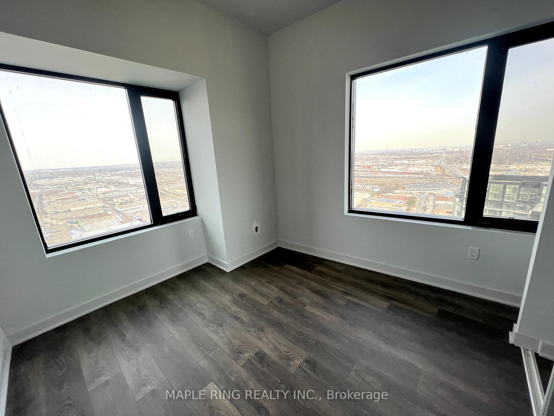 Photo 2 of Unit 4310, 2920 Highway 7 Road, Vaughan, Concord — HOMEH