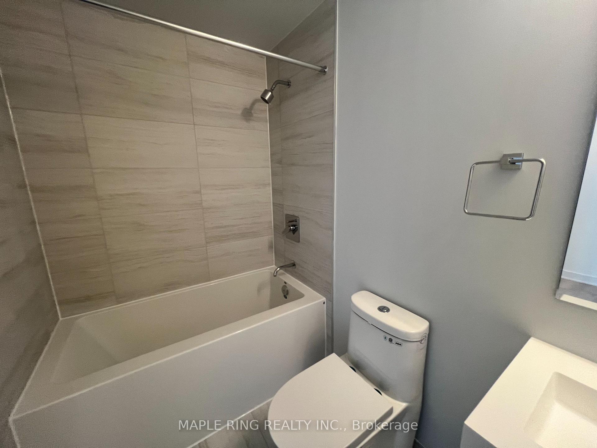 Photo 7 of Unit 4703, 2920 Highway 7 Road, Vaughan, Concord — HOMEH