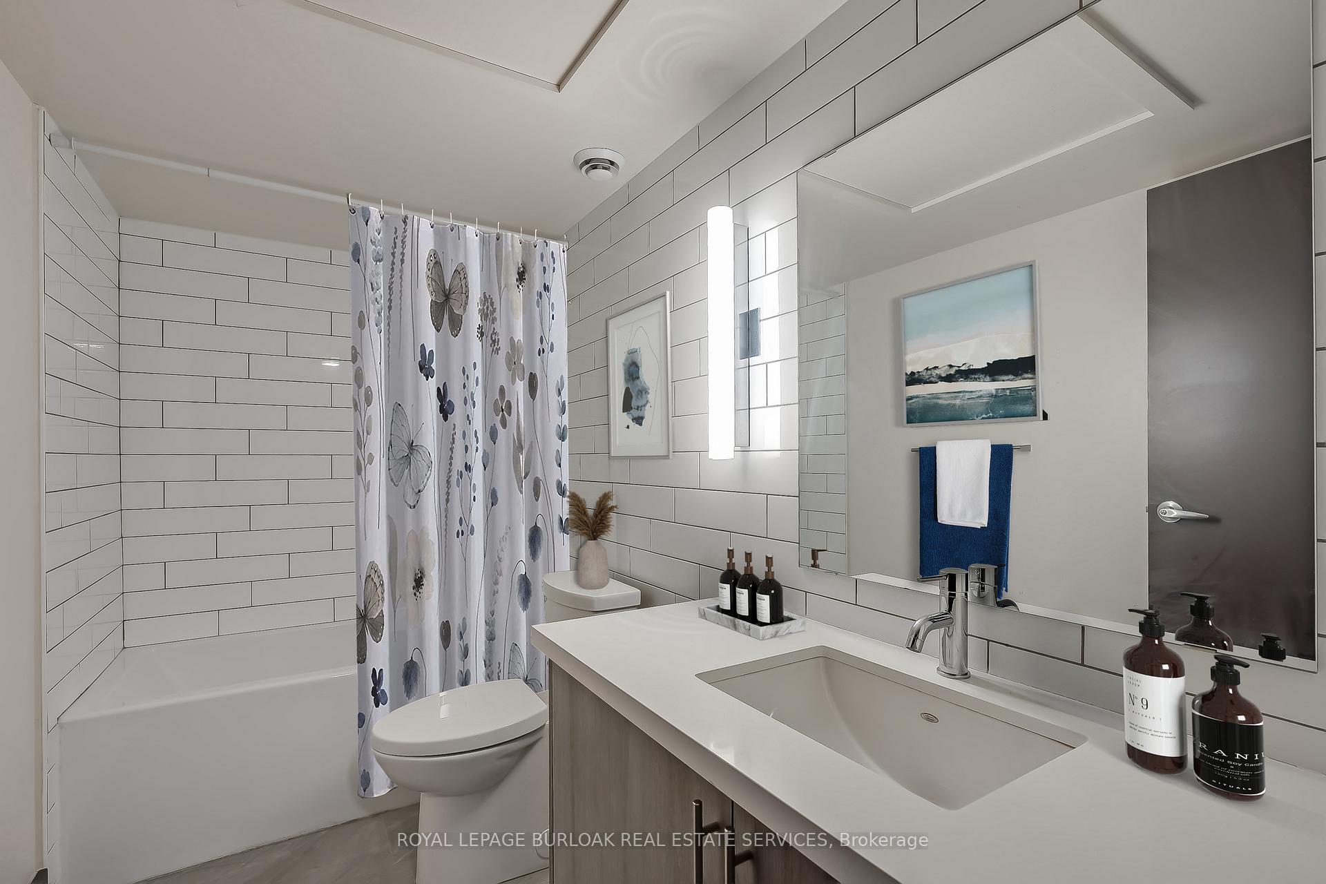 Photo 11 of Unit 103, 121 King Street E, Hamilton, Beasley — HOMEH