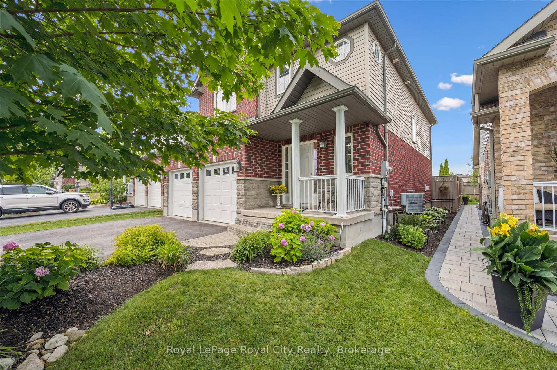 Photo 3 of 16 Creighton Avenue, Guelph, Grange Road — HOMEH