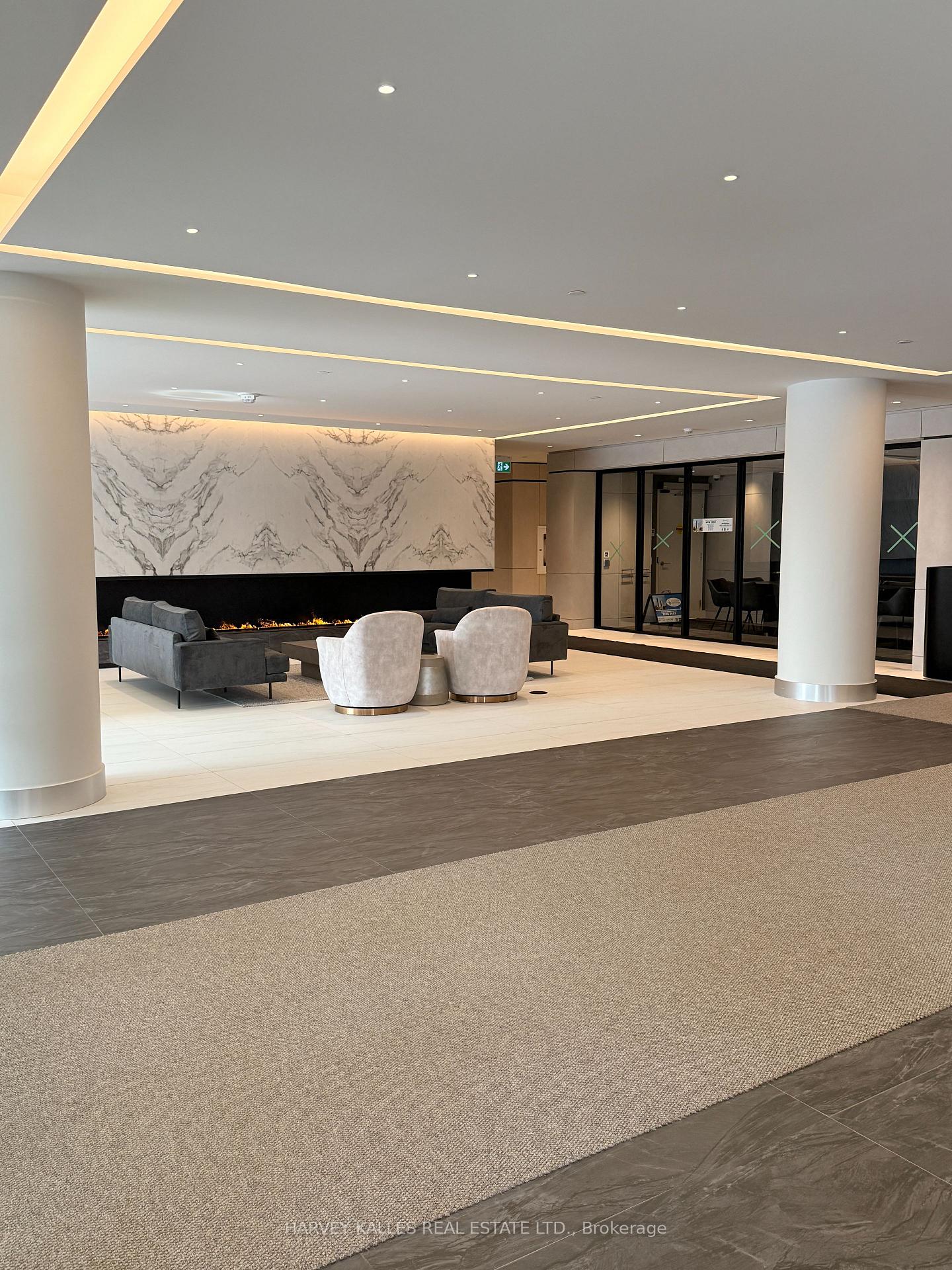 Photo 13 of Unit 1511A, 30 Upper Mall Way, Vaughan, Brownridge — HOMEH