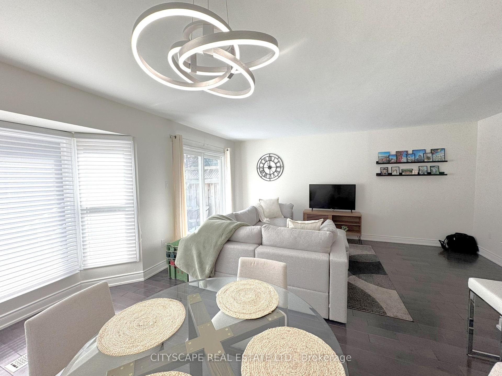 Photo 25 of Unit 14, 14 Tamarack Circle, Etobicoke, Kingsview Village-The Westway — HOMEH