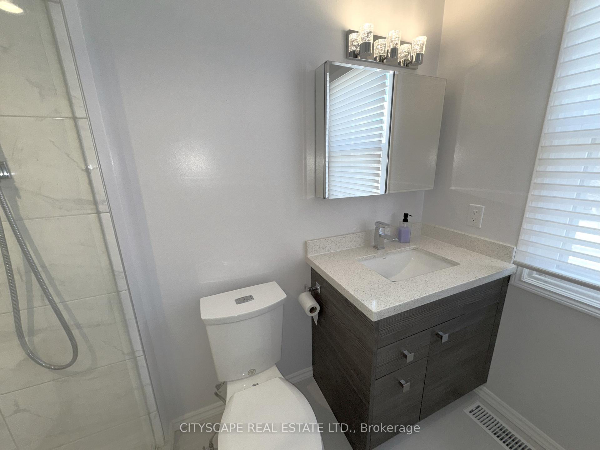 Photo 15 of Unit 14, 14 Tamarack Circle, Etobicoke, Kingsview Village-The Westway — HOMEH