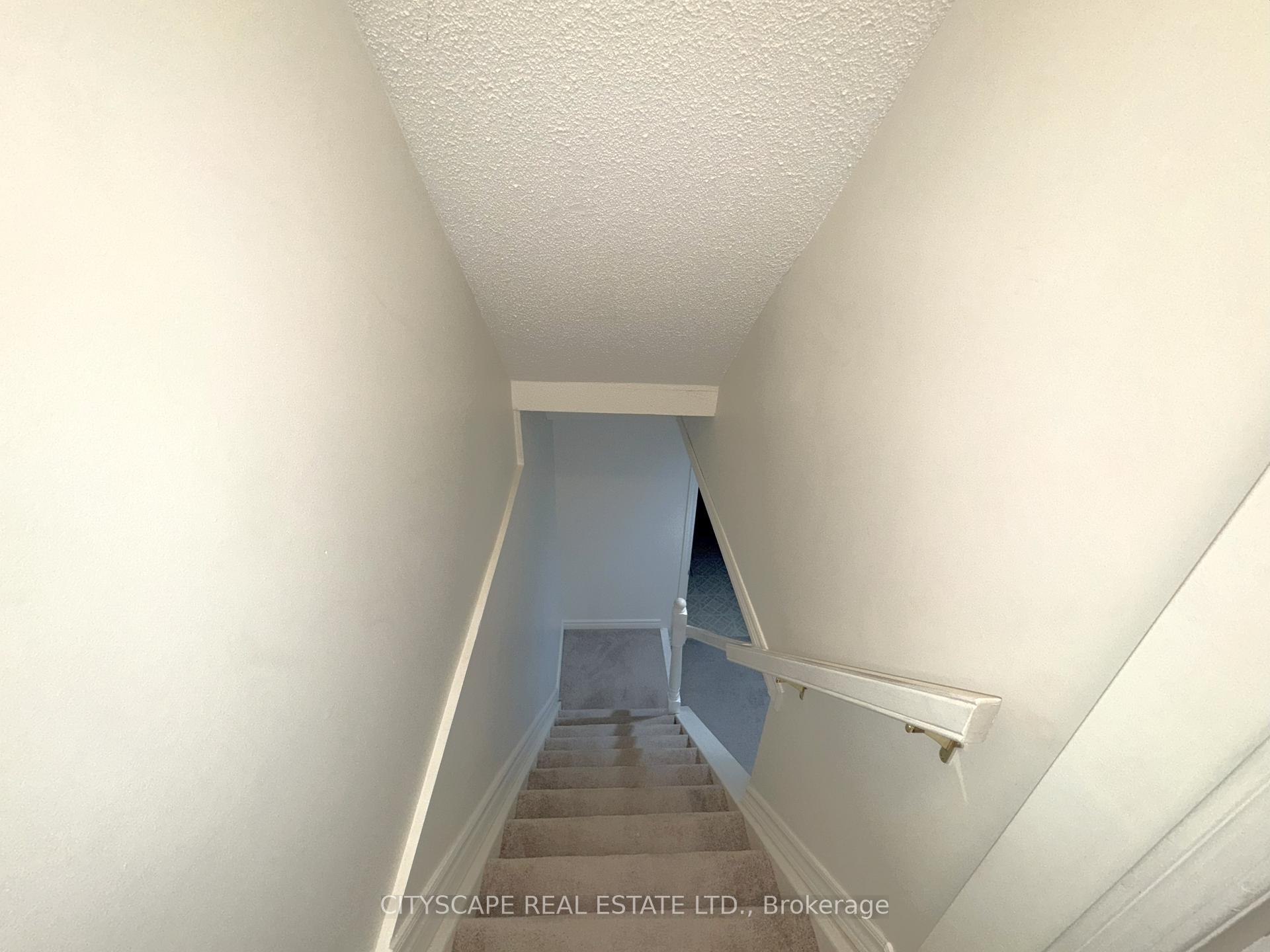 Photo 22 of Unit 14, 14 Tamarack Circle, Etobicoke, Kingsview Village-The Westway — HOMEH