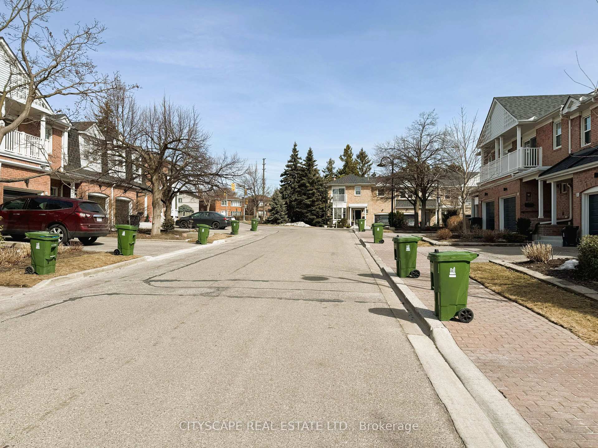 Photo 32 of Unit 14, 14 Tamarack Circle, Etobicoke, Kingsview Village-The Westway — HOMEH