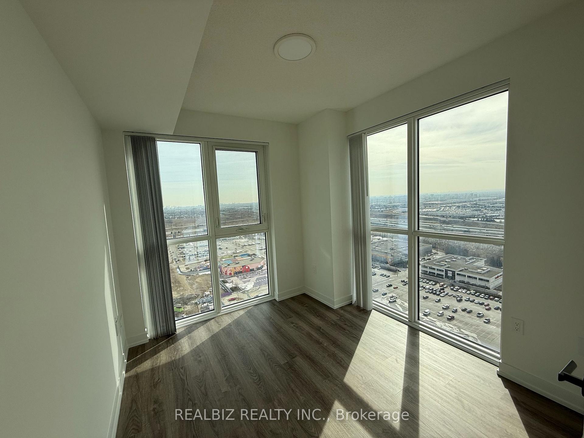 Photo 5 of Unit 2906, 195 Commerce Street, Vaughan, Vaughan Corporate Centre — HOMEH