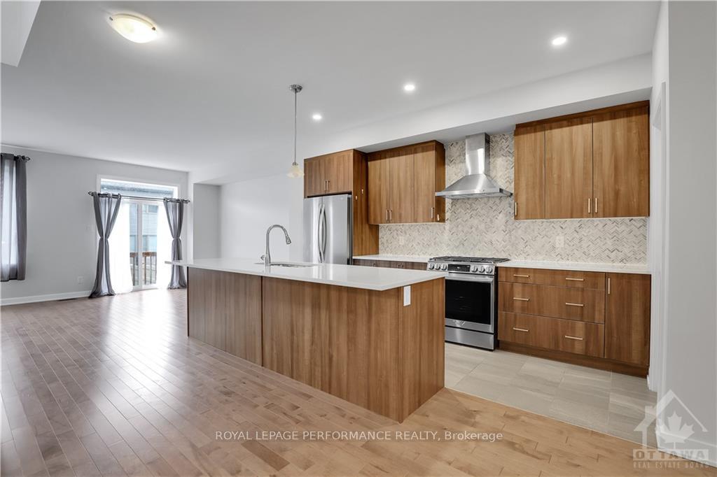 Photo 11 of 316 Grackle Street, Ottawa, Blossom Park/Kemp Park/Findlay Creek — HOMEH