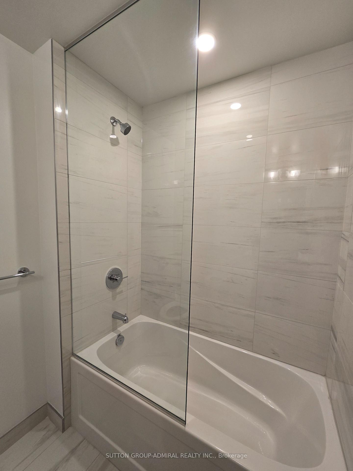 Photo 7 of Unit 911, 225 Commerce Street, Vaughan, Vaughan Corporate Centre — HOMEH