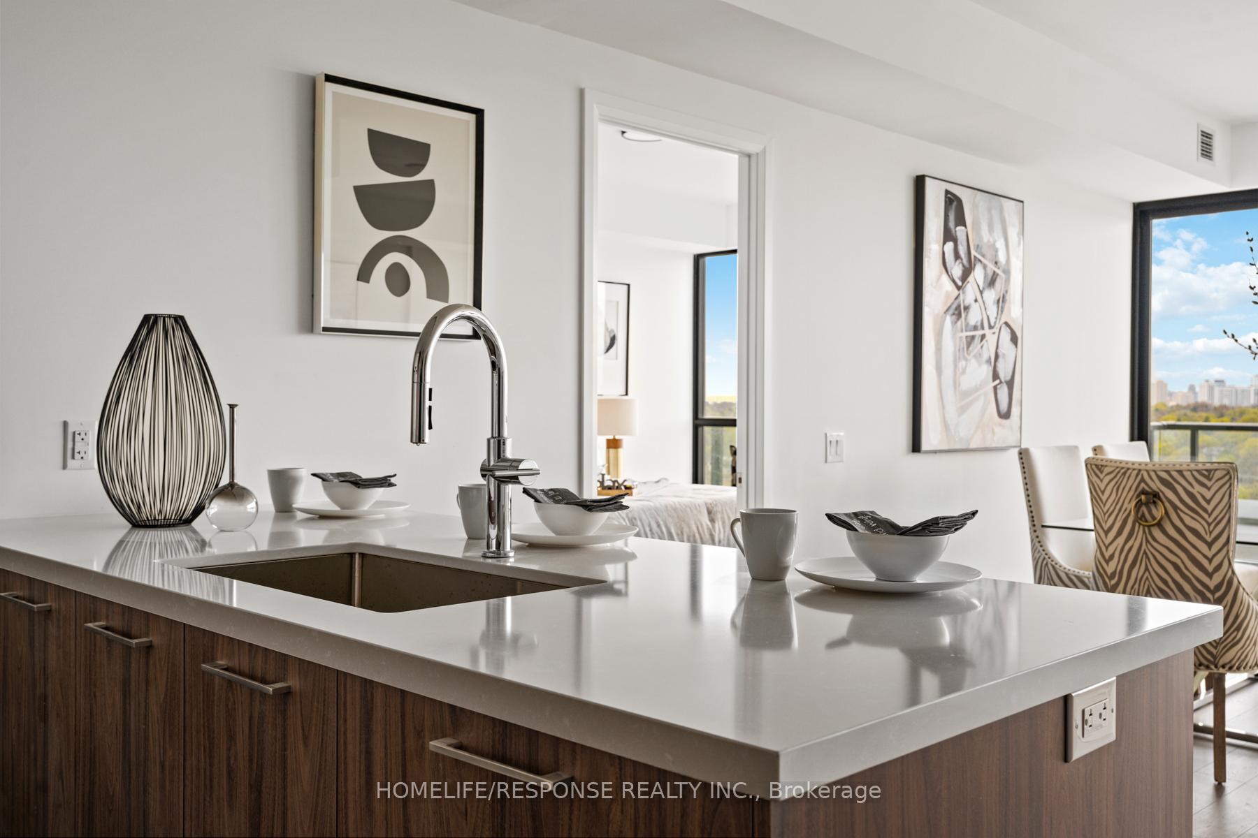Photo 4 of Unit 1303, 33 Frederick Todd Way, Toronto, Thorncliffe Park — HOMEH