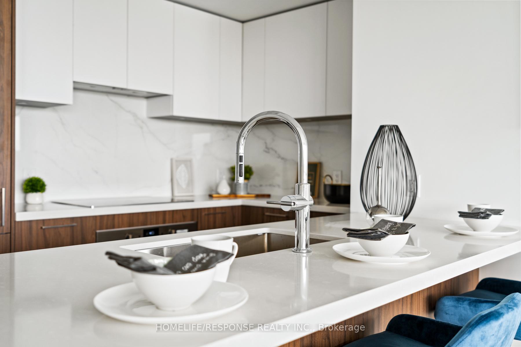 Photo 7 of Unit 1303, 33 Frederick Todd Way, Toronto, Thorncliffe Park — HOMEH