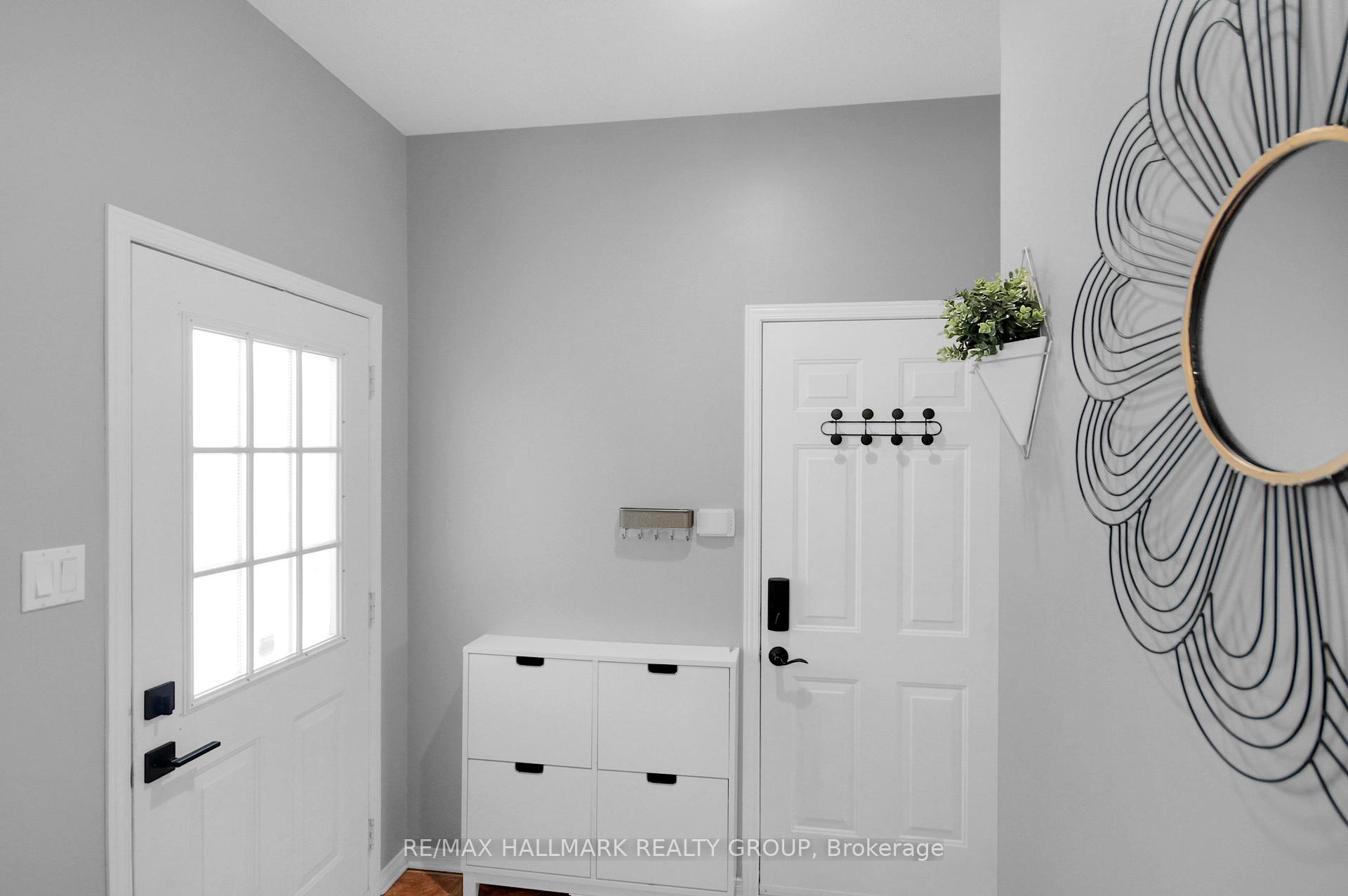 Photo 3 of 37 Sutcliffe Terrace, Ottawa, Barrhaven - Longfields — HOMEH