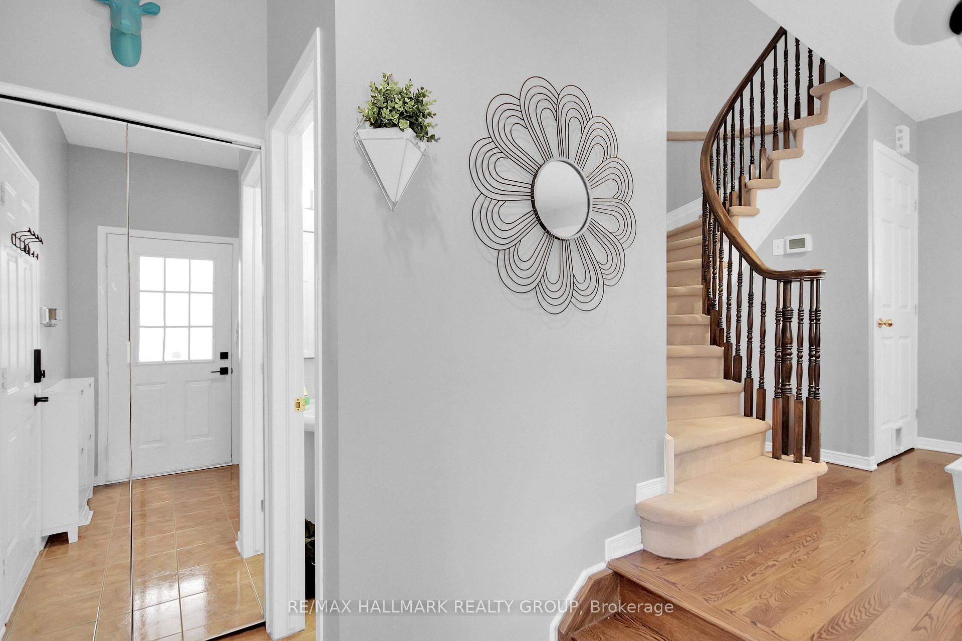 Photo 5 of 37 Sutcliffe Terrace, Ottawa, Barrhaven - Longfields — HOMEH