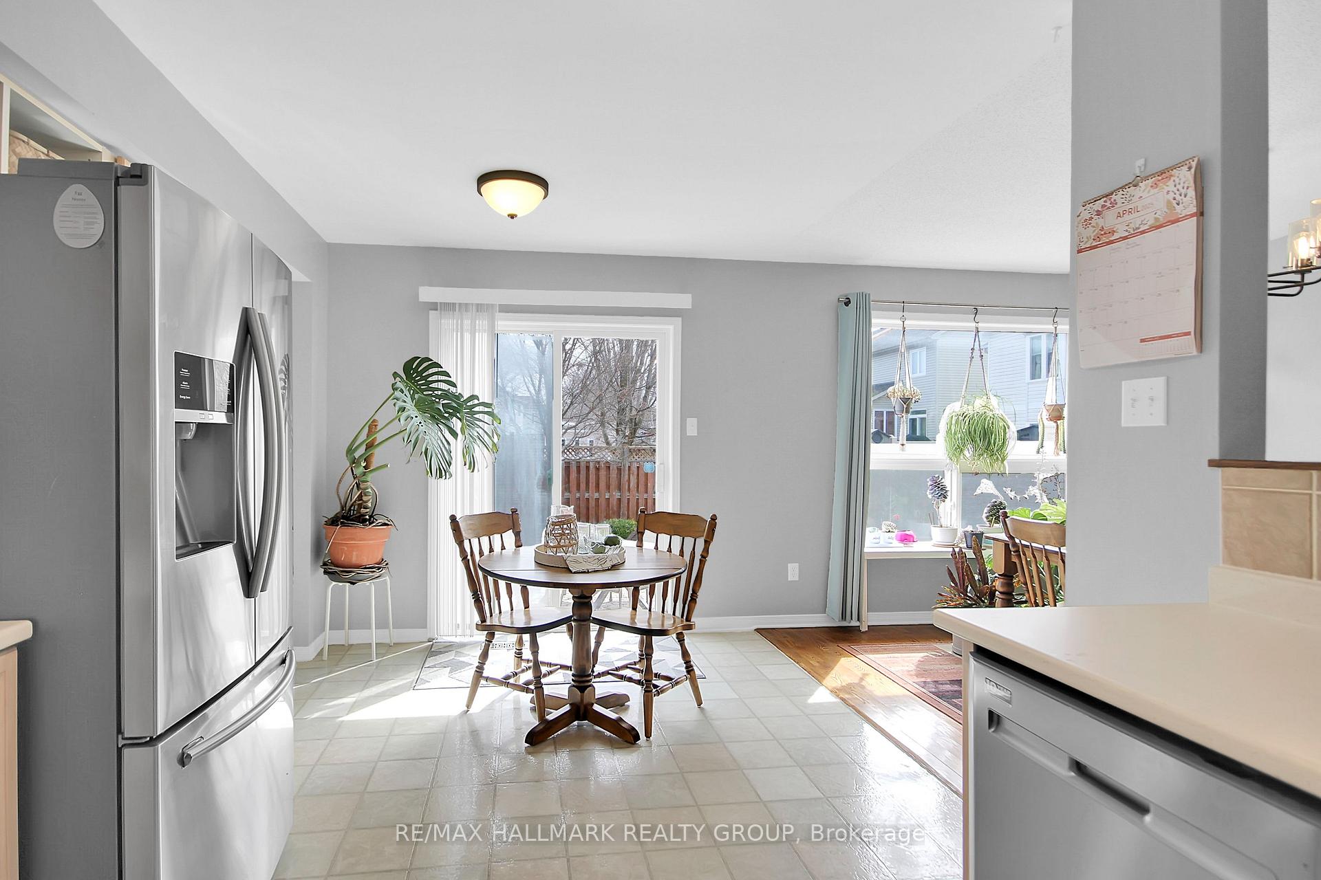 Photo 7 of 37 Sutcliffe Terrace, Ottawa, Barrhaven - Longfields — HOMEH