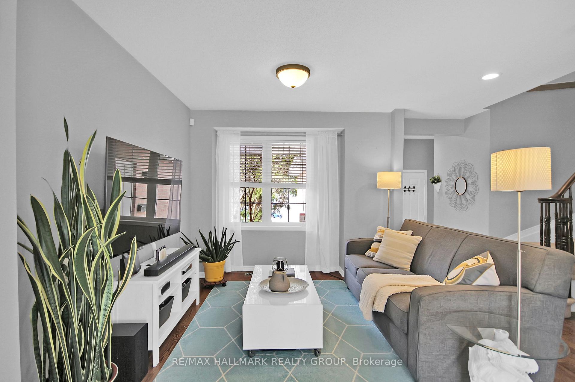 Photo 13 of 37 Sutcliffe Terrace, Ottawa, Barrhaven - Longfields — HOMEH