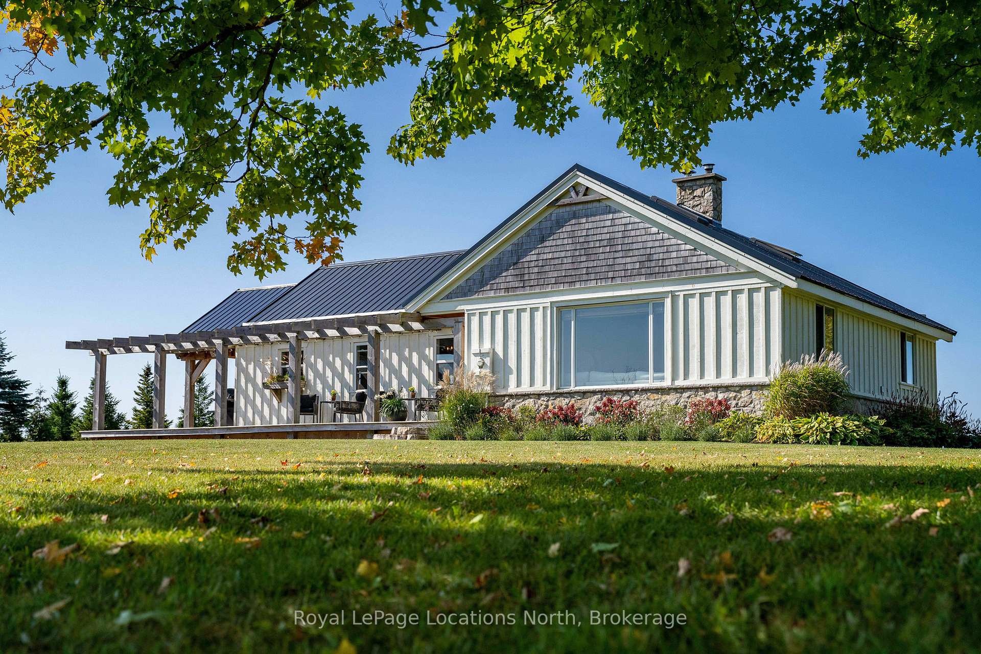 Front of 469018 Grey 31 Road
