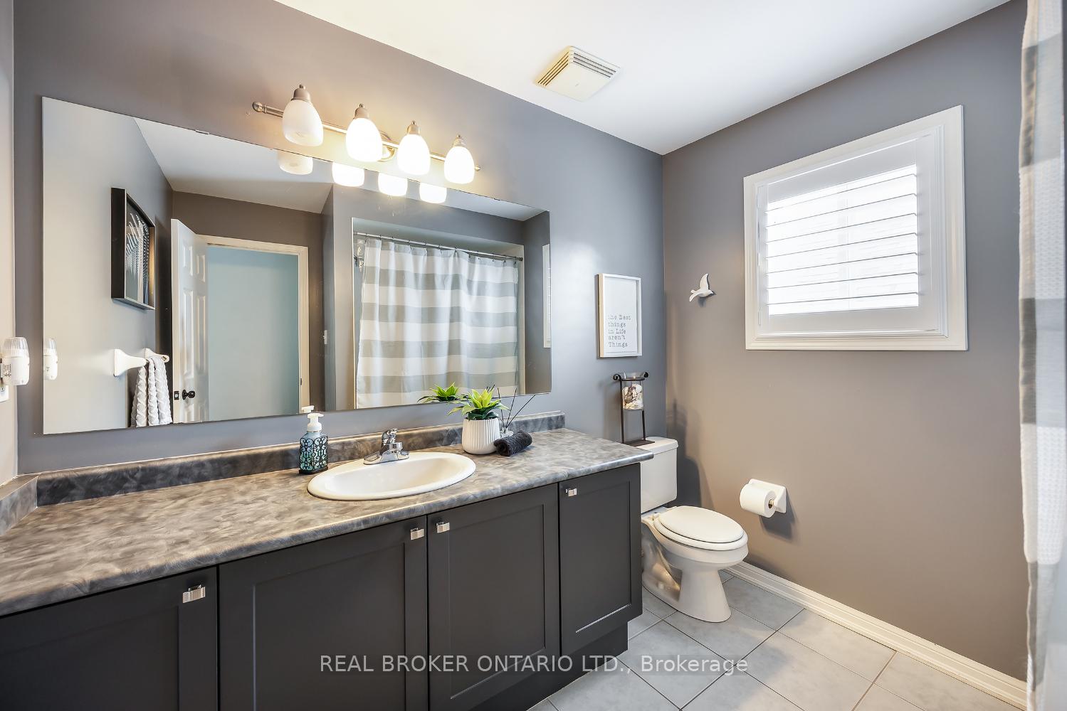 Photo 31 of 18 Nicks Street, Clarington, Bowmanville — HOMEH