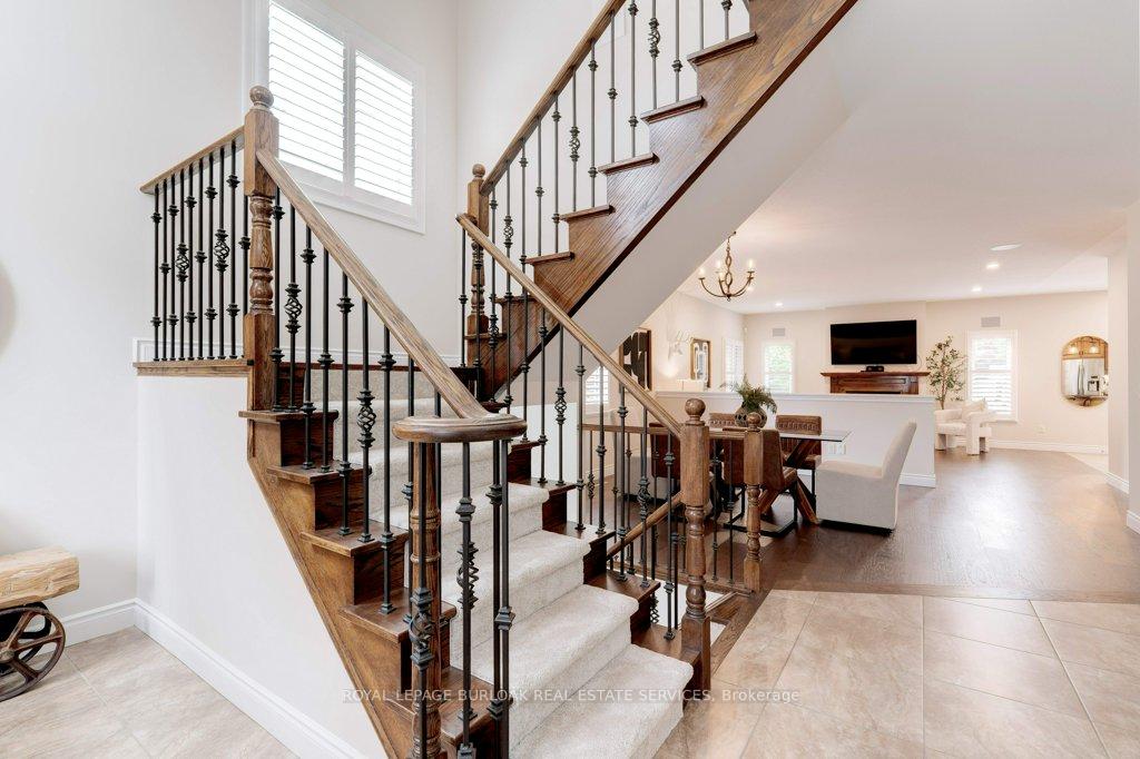 Photo 6 of 47 Premier Road, Hamilton, Waterdown — HOMEH