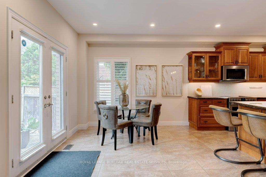 Photo 14 of 47 Premier Road, Hamilton, Waterdown — HOMEH