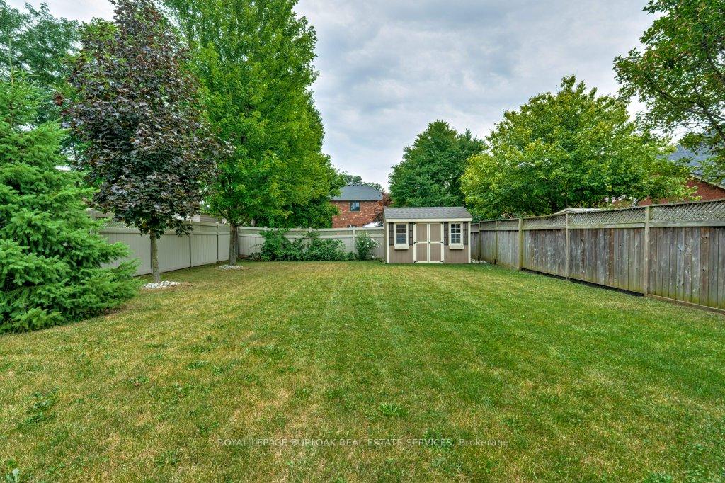 Photo 44 of 47 Premier Road, Hamilton, Waterdown — HOMEH