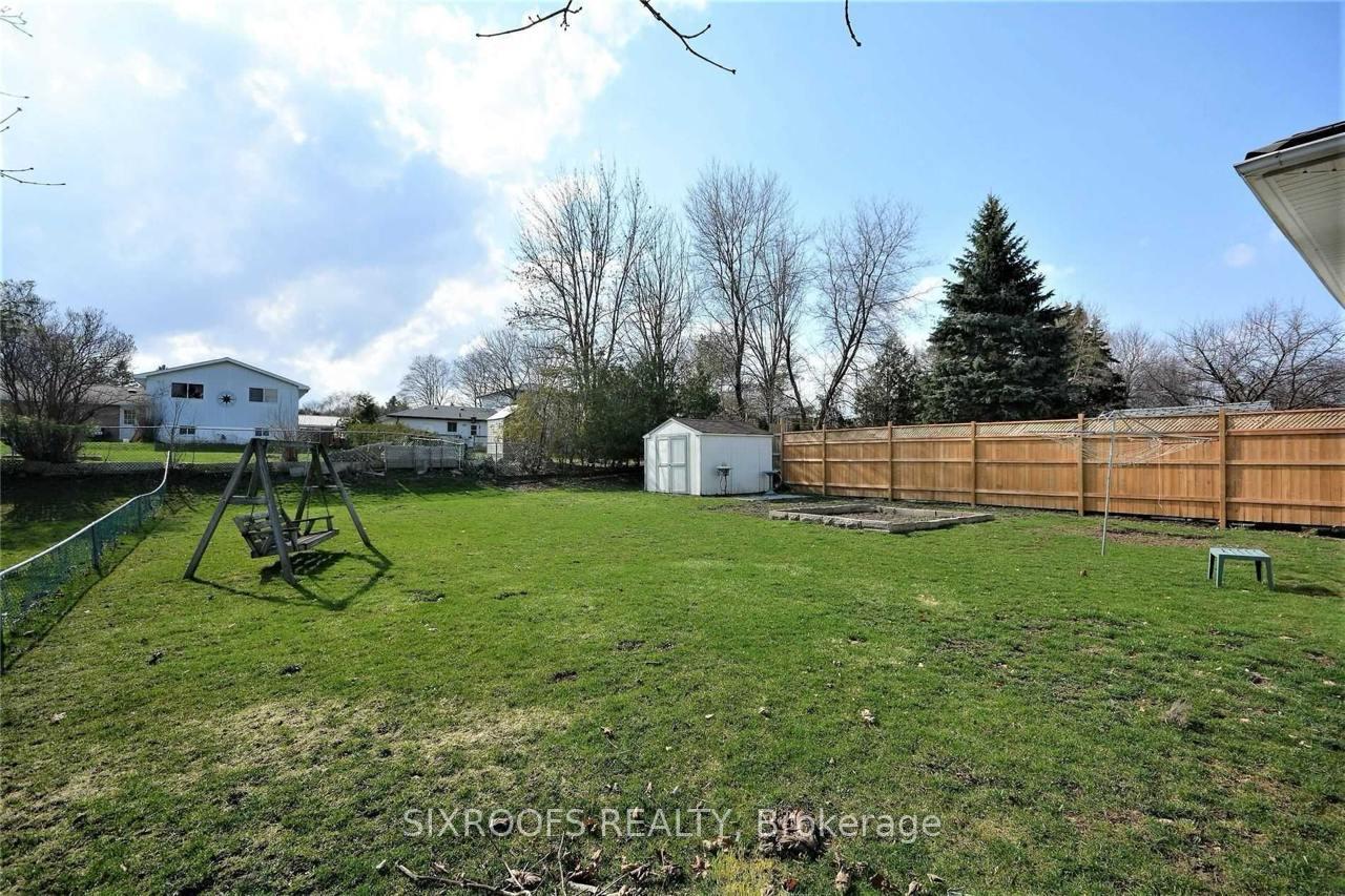 Photo 2 of Unit Main, 219 Walnut Crescent, Barrie, Bayshore — HOMEH