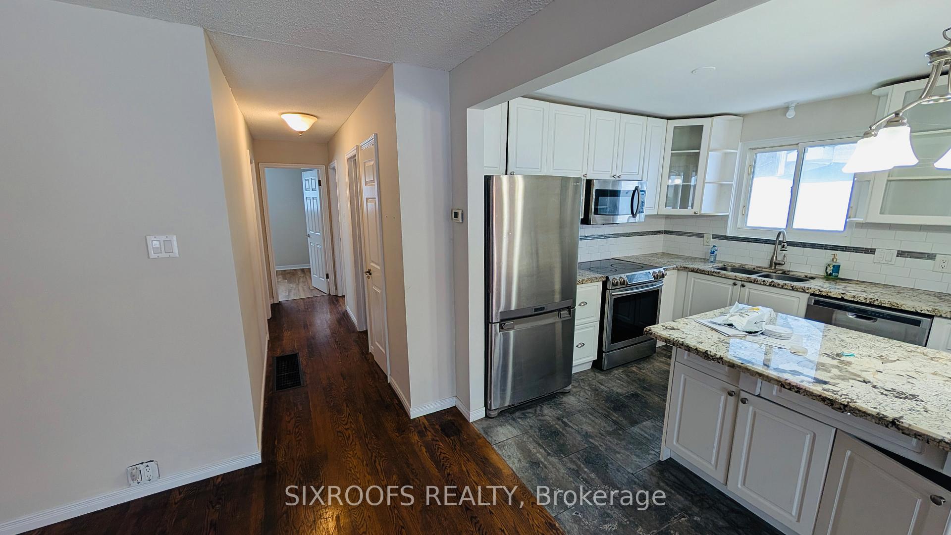Photo 6 of Unit Main, 219 Walnut Crescent, Barrie, Bayshore — HOMEH