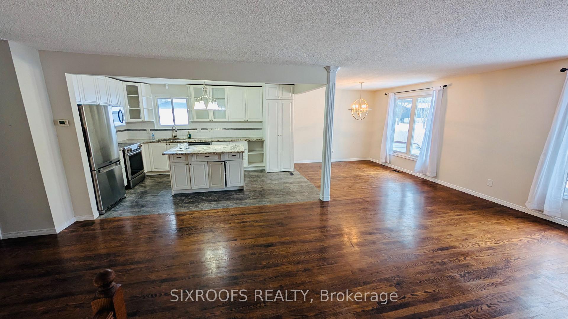 Photo 11 of Unit Main, 219 Walnut Crescent, Barrie, Bayshore — HOMEH