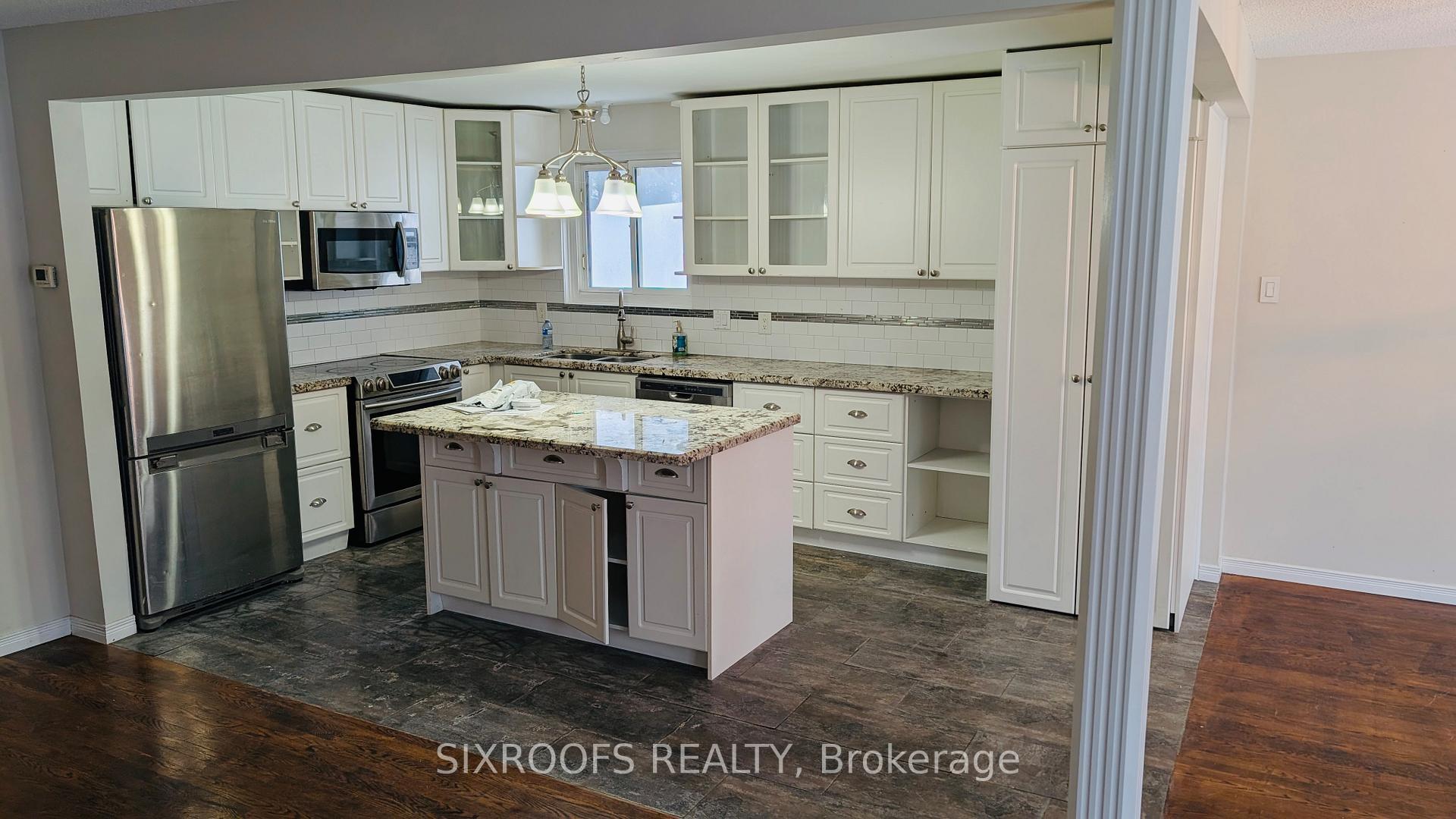 Photo 12 of Unit Main, 219 Walnut Crescent, Barrie, Bayshore — HOMEH