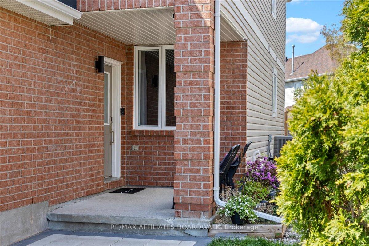 Photo 3 of 65 Daventry Crescent, Ottawa, Barrhaven - Longfields — HOMEH