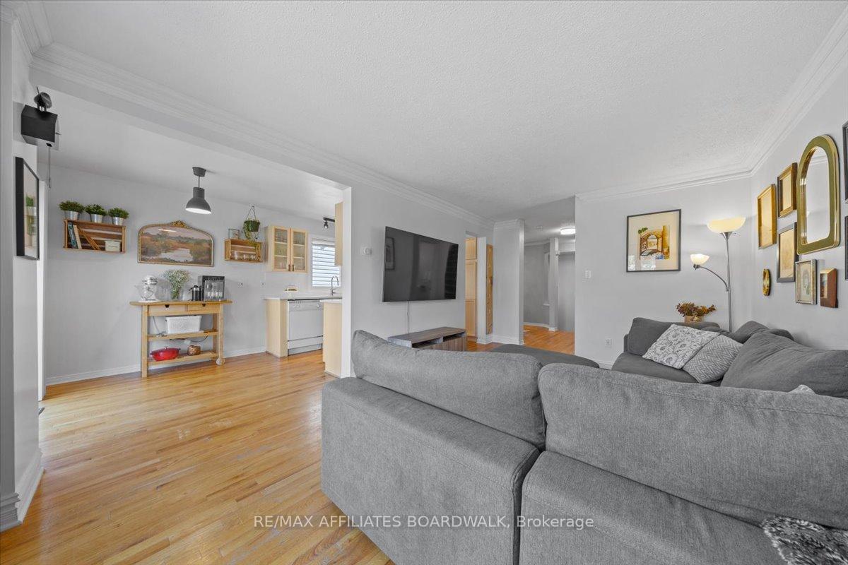 Photo 10 of 65 Daventry Crescent, Ottawa, Barrhaven - Longfields — HOMEH